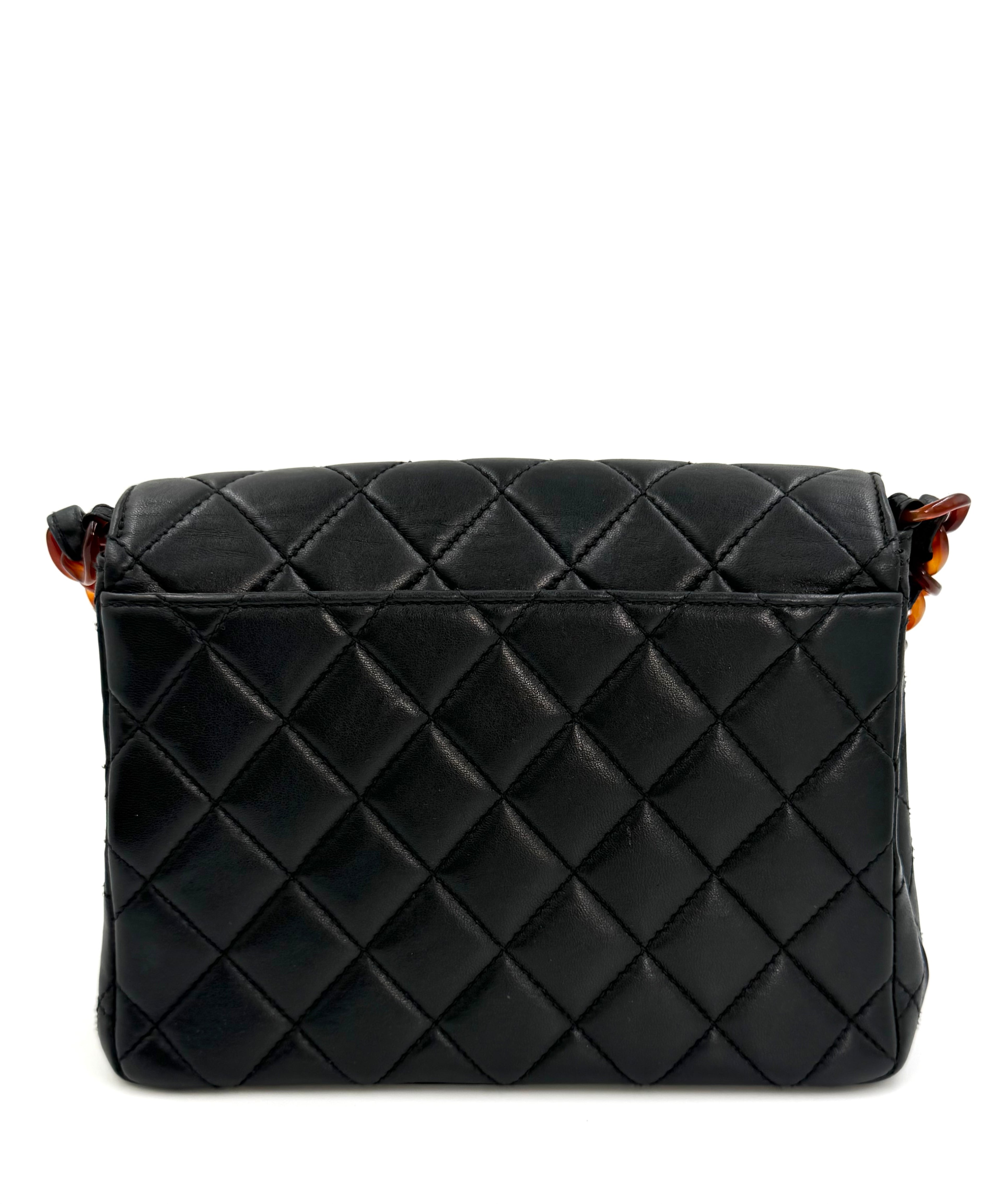 Pre-Owned Chanel Black Lambskin Half Flap Tortoise - Authenticated