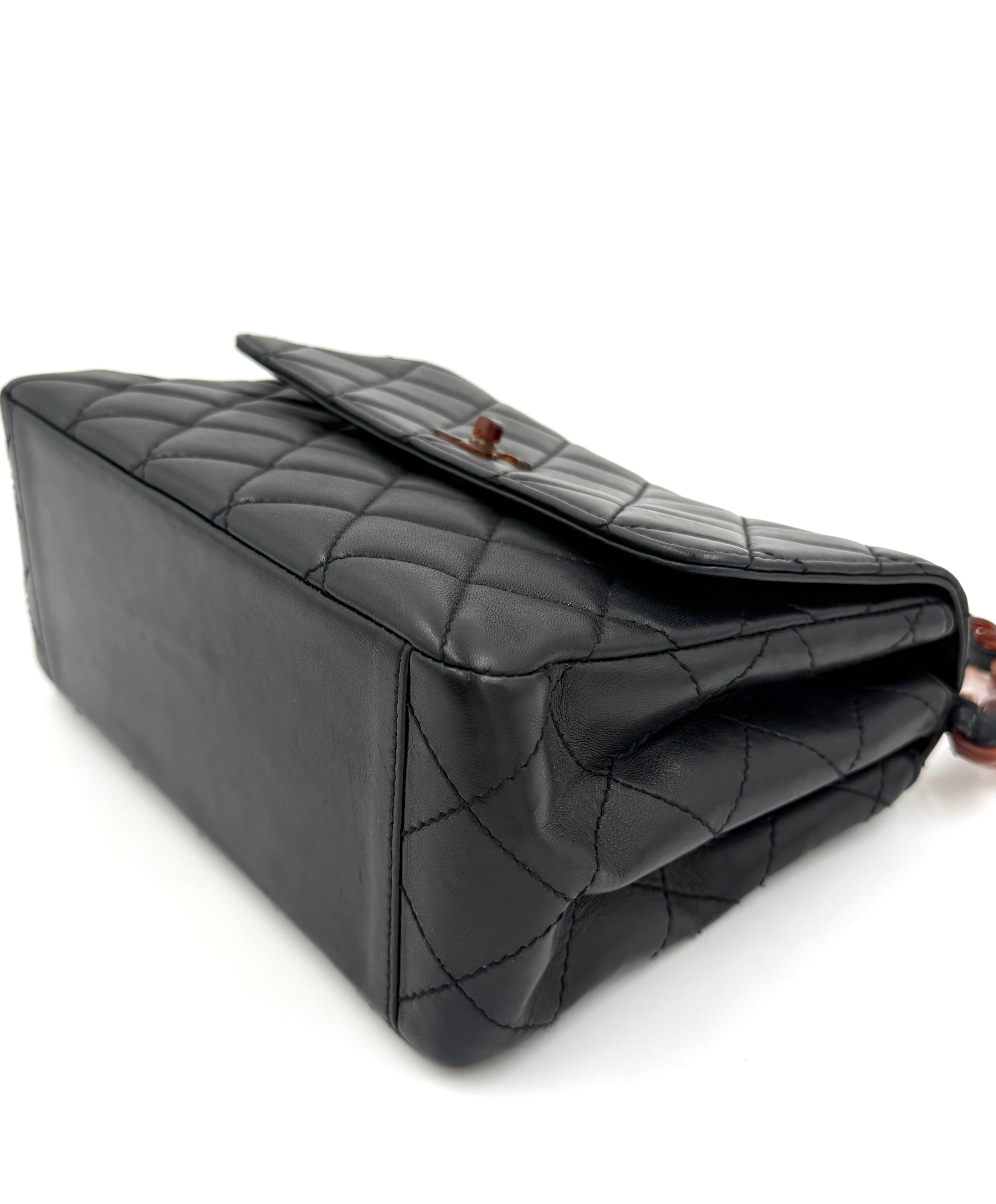 Pre-Owned Chanel Black Lambskin Half Flap Tortoise - Authenticated
