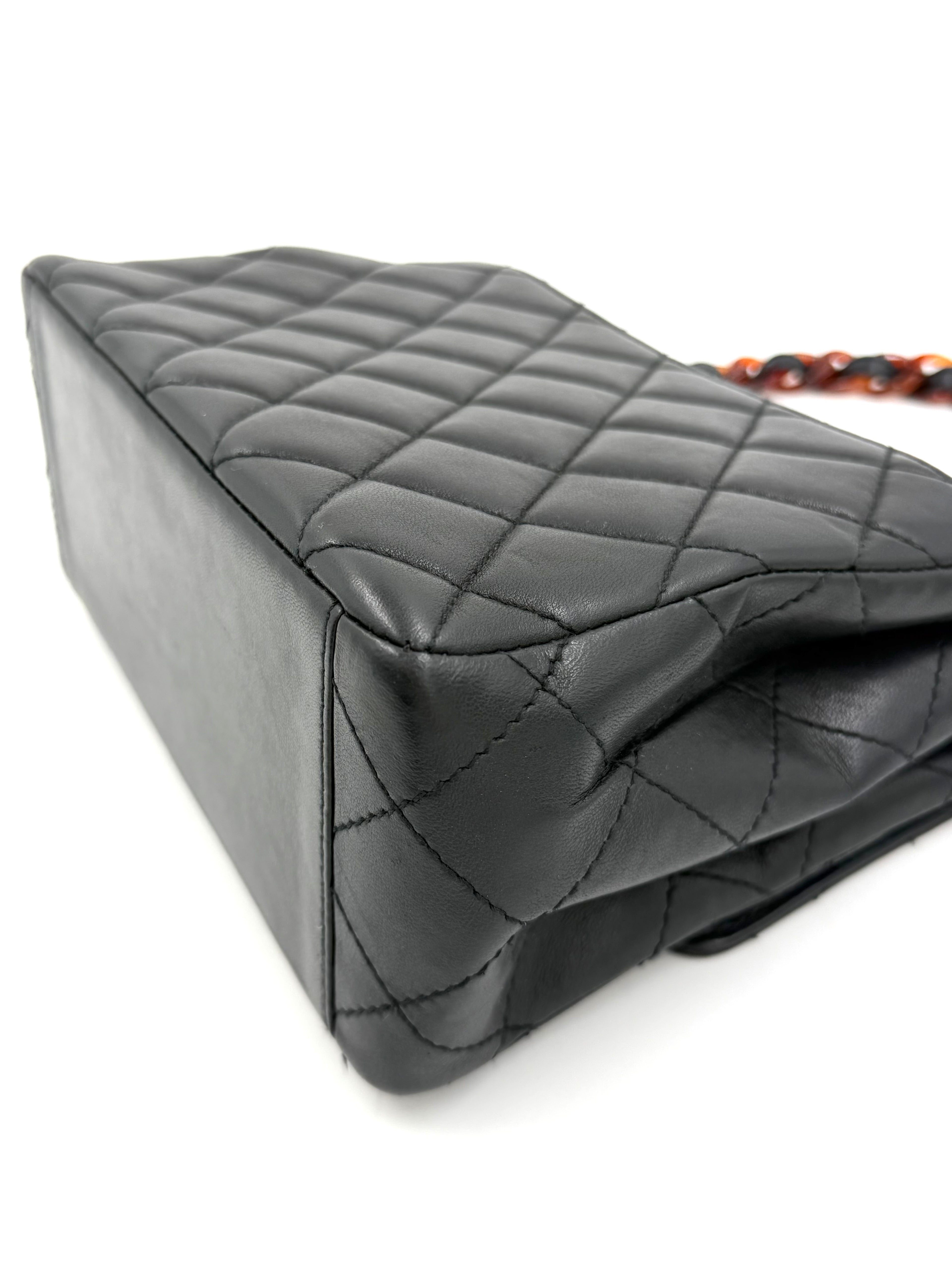 Pre-Owned Chanel Black Lambskin Half Flap Tortoise - Authenticated