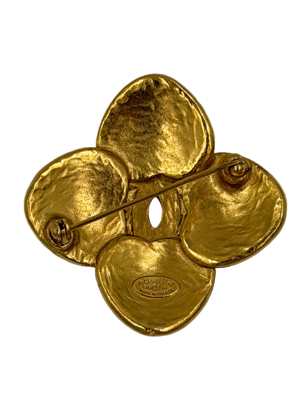 Pre-owned Chanel CC Grapevine Clover Brooch Gold 96A - Authenticated