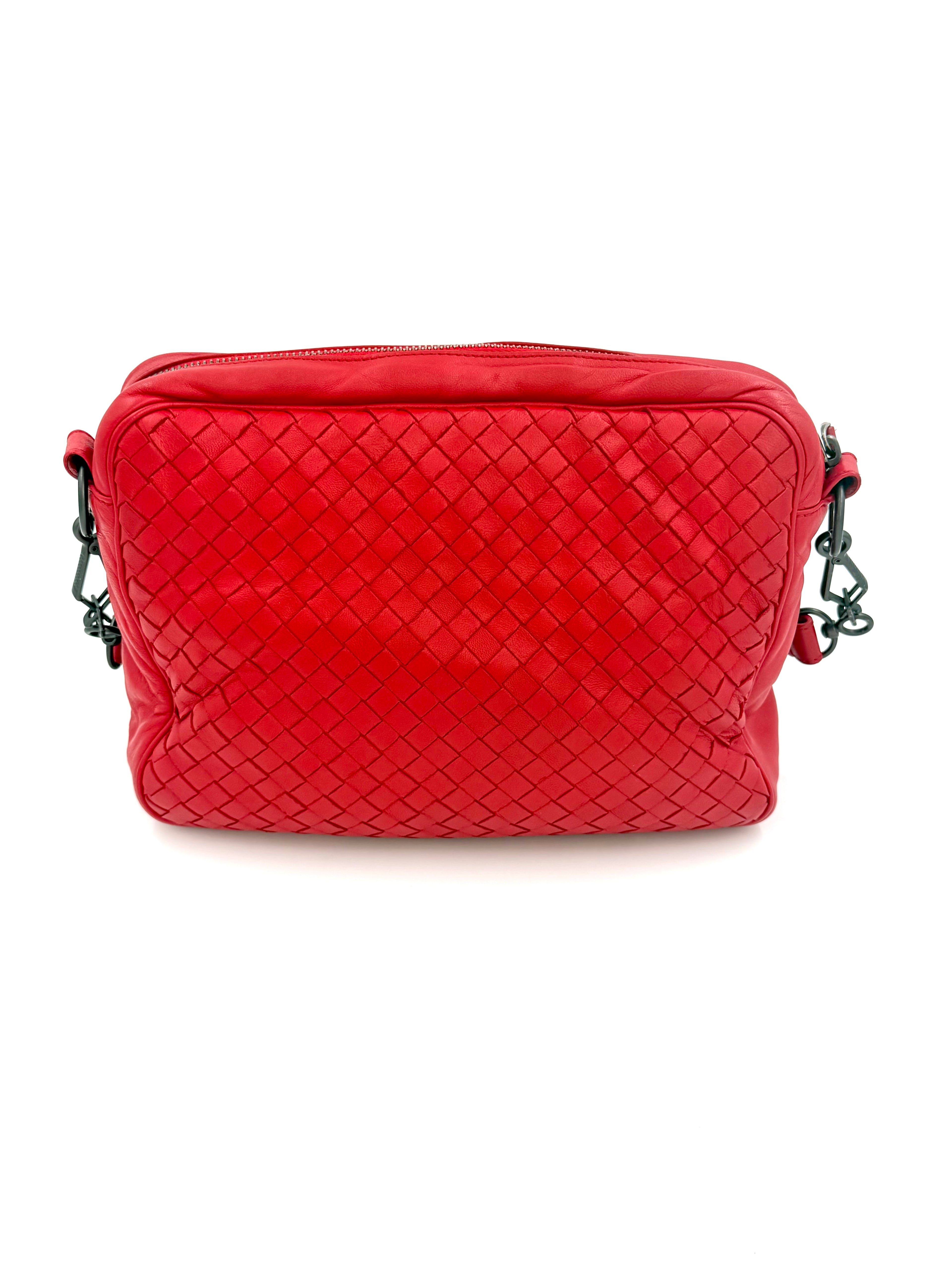 Pre-owned Bottega Veneta Red Nappa Intrecciato Front Pocket Messenger Crossbody Bag - Authenticated