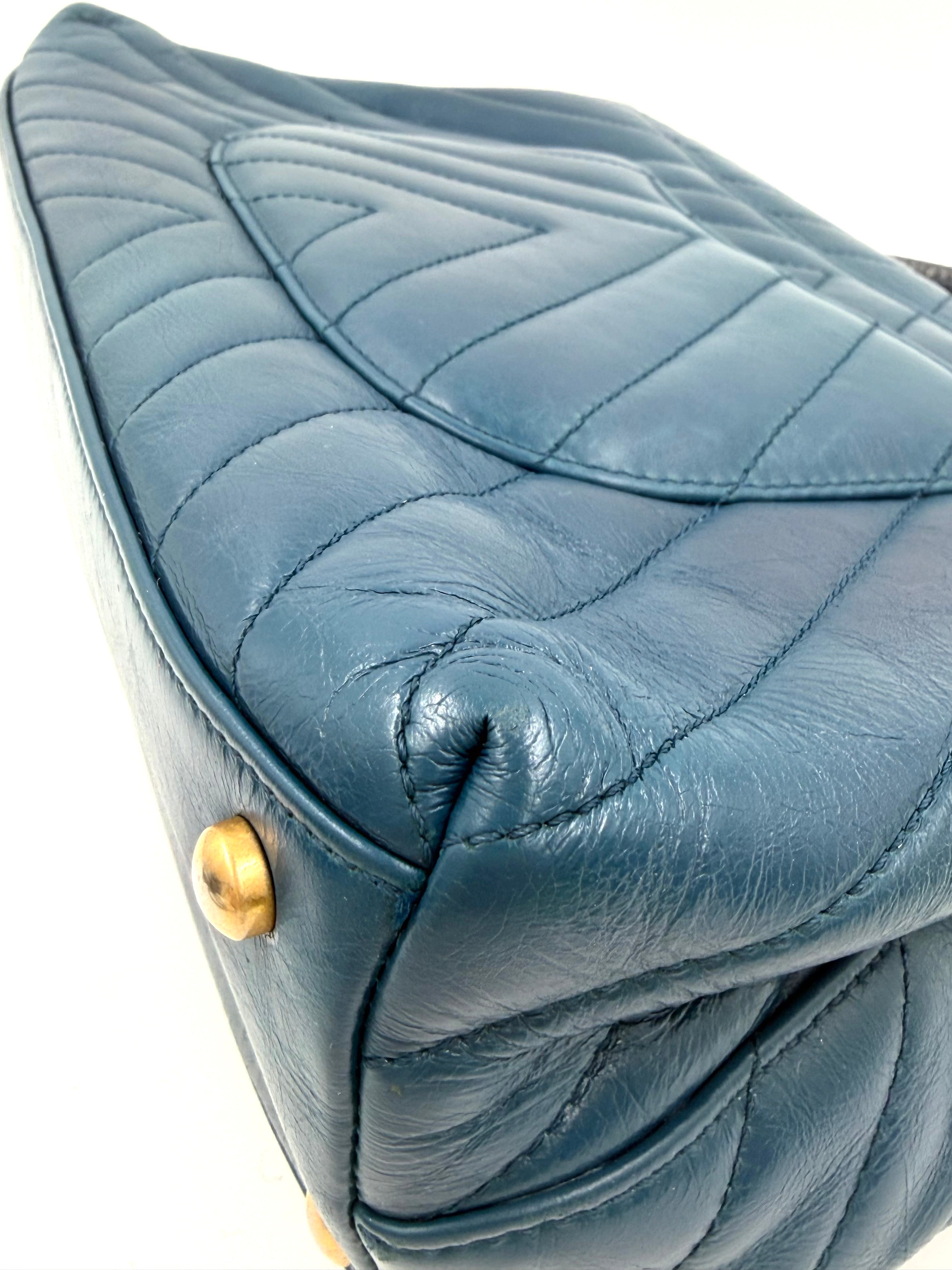 Pre-owned Chanel Blue Chevron  Calfskin and Lizard Coco Handle Medium - Authenticated