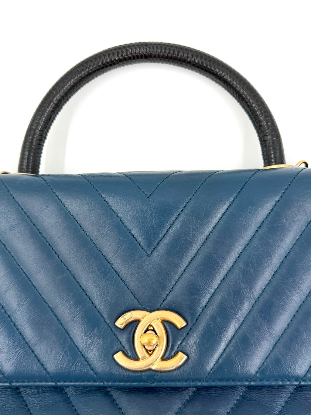 Pre-owned Chanel Blue Chevron  Calfskin and Lizard Coco Handle Medium - Authenticated