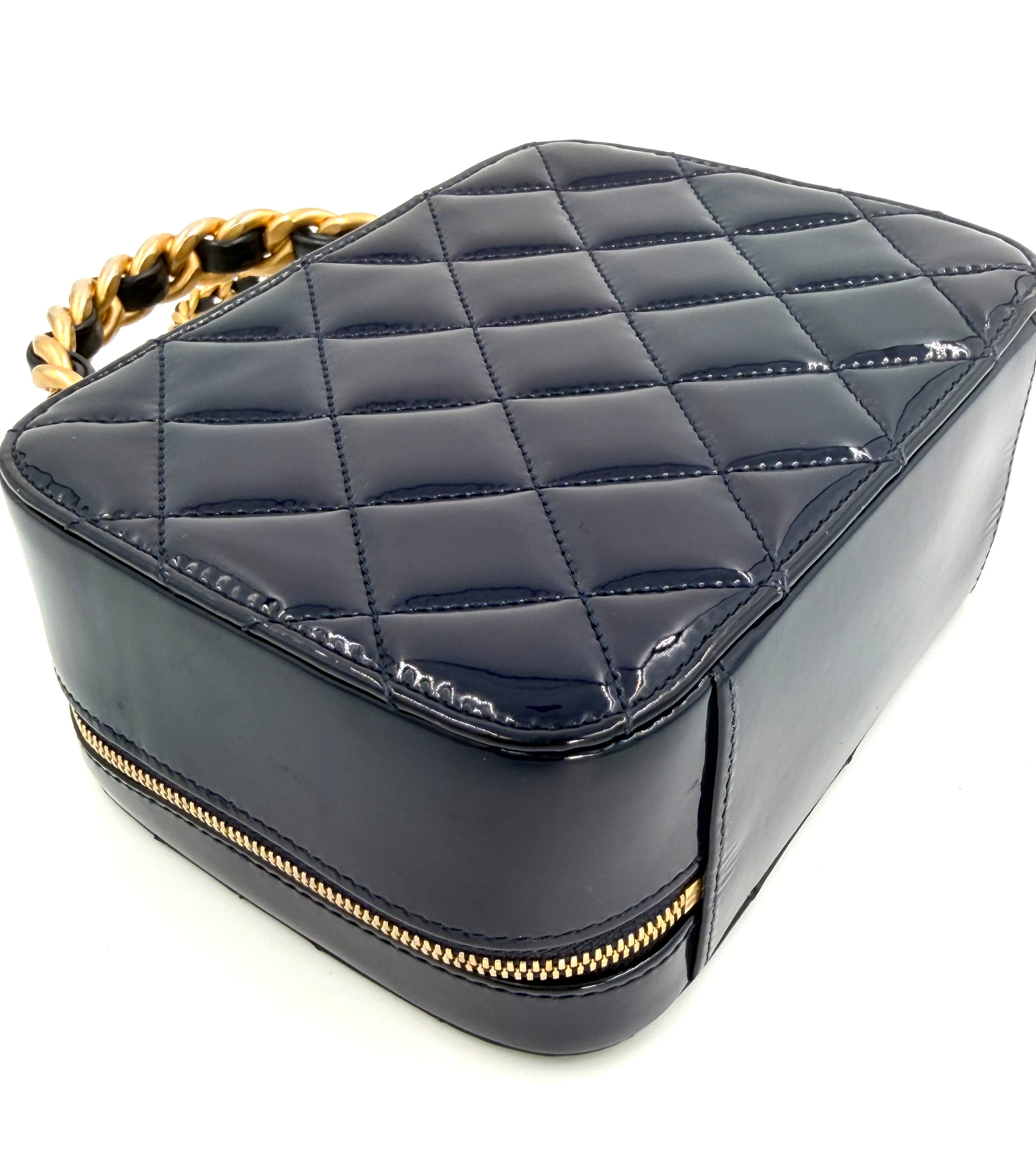 Pre-Owned Chanel Navy Blue Patent Leather Small Vanity Shoulder Bag - Authenticated