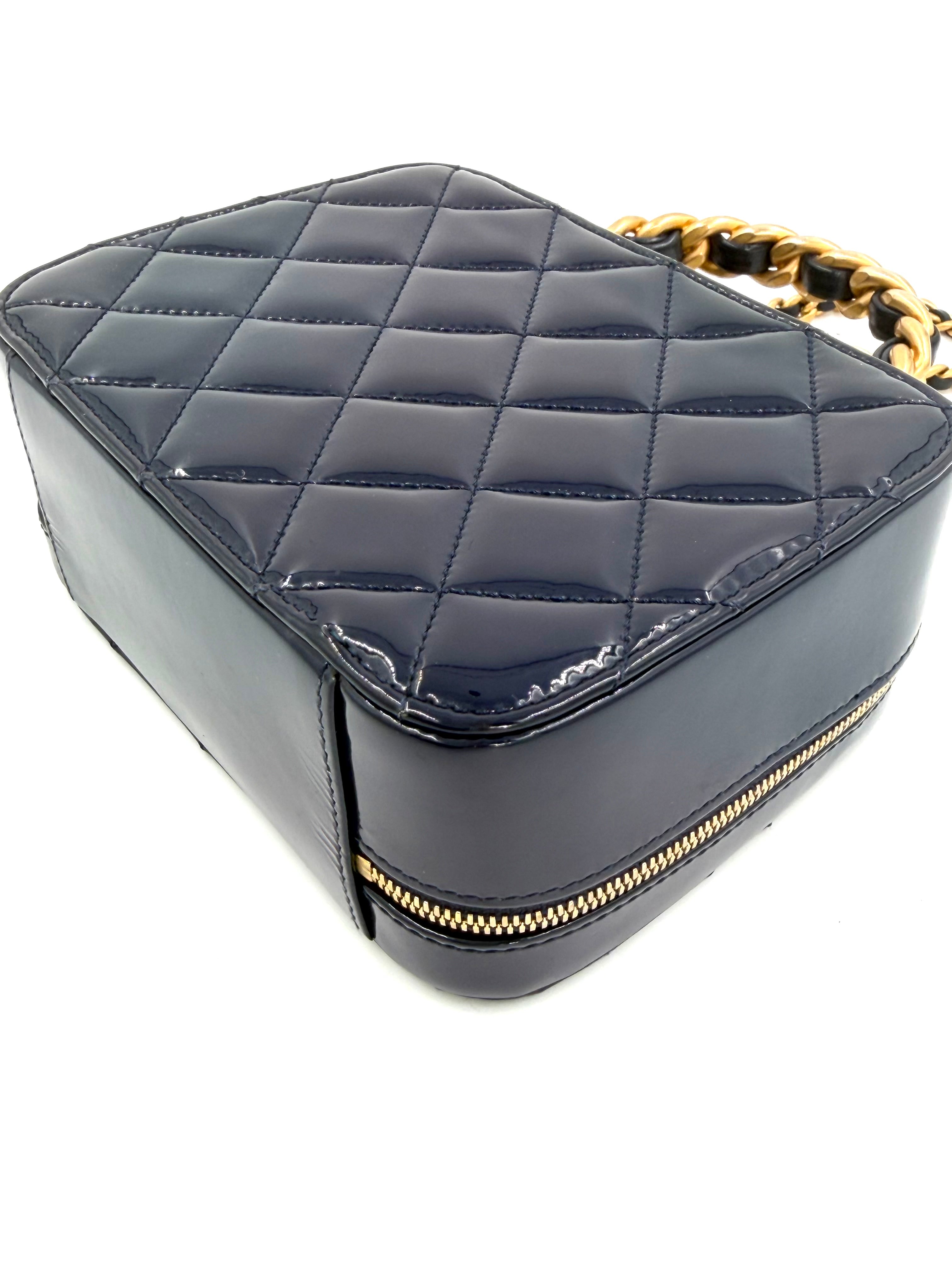Pre-Owned Chanel Navy Blue Patent Leather Small Vanity Shoulder Bag - Authenticated