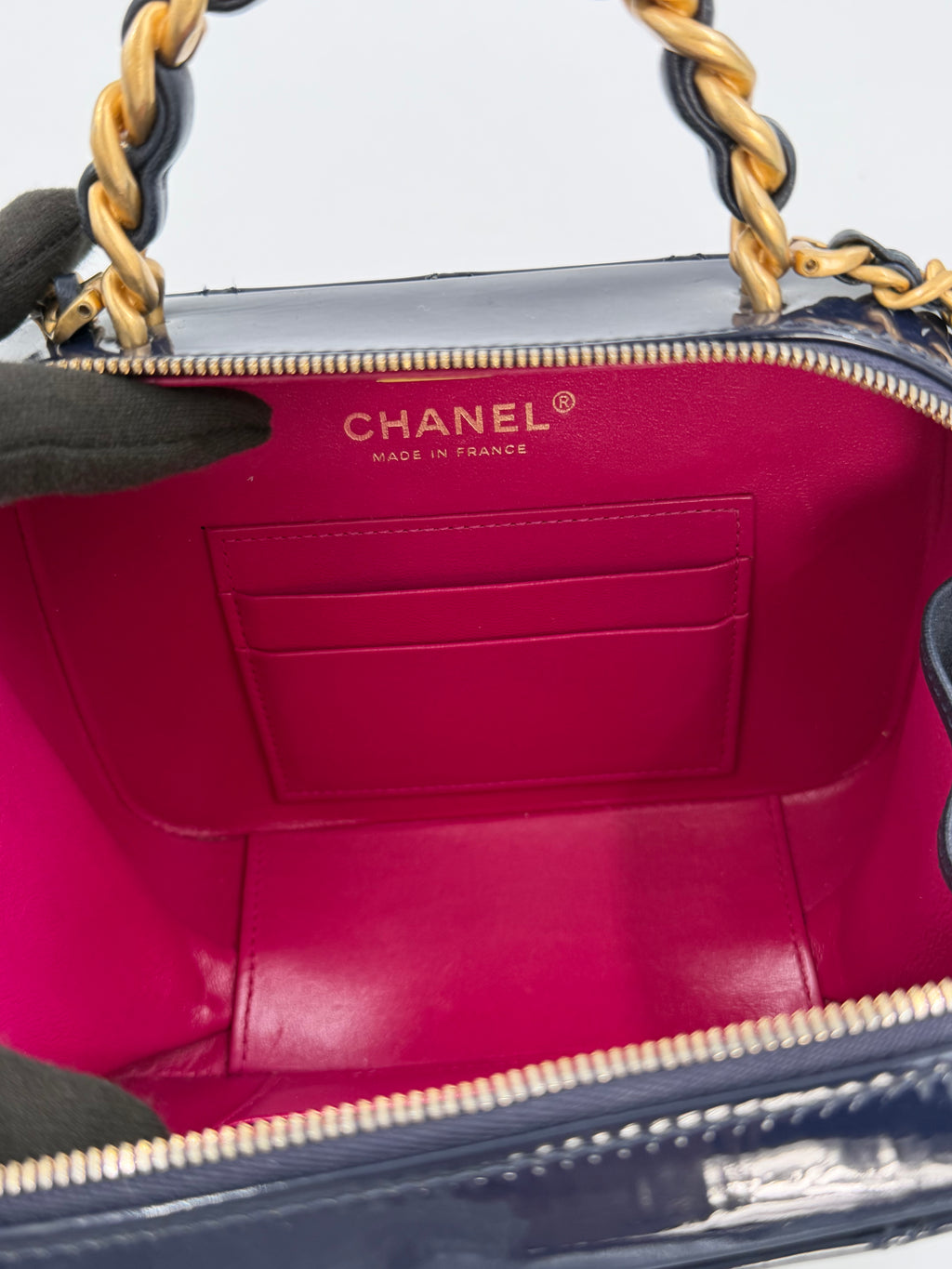 Pre-Owned Chanel Navy Blue Patent Leather Small Vanity Shoulder Bag - Authenticated
