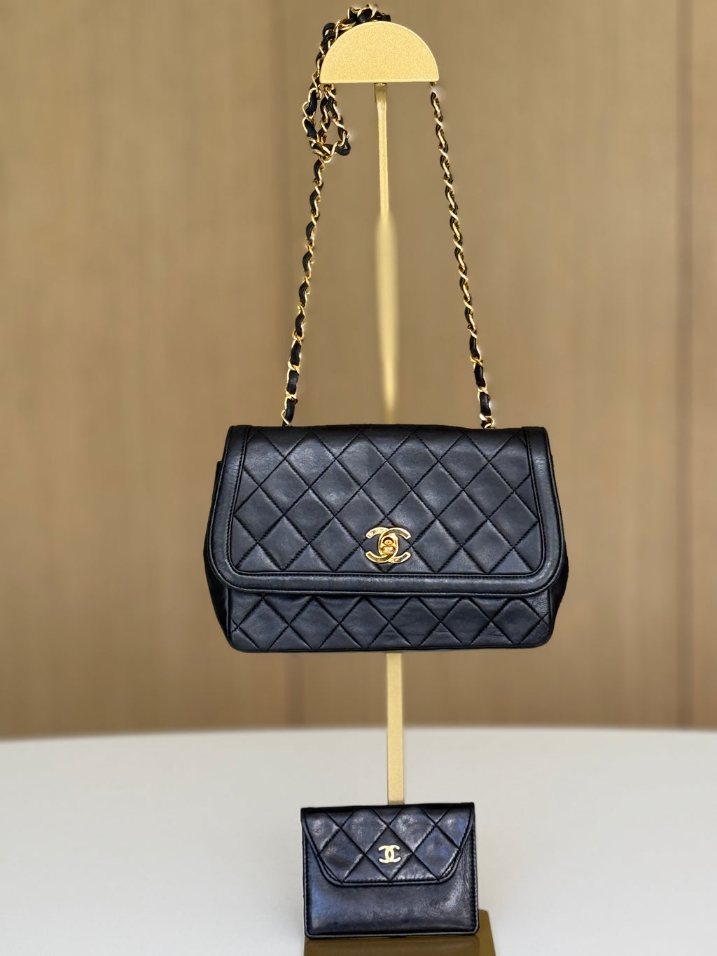 Pre-Owned Chanel  Rare Lambskin CC Chain Flap Bag Crossbody with Wallet - Authenticated