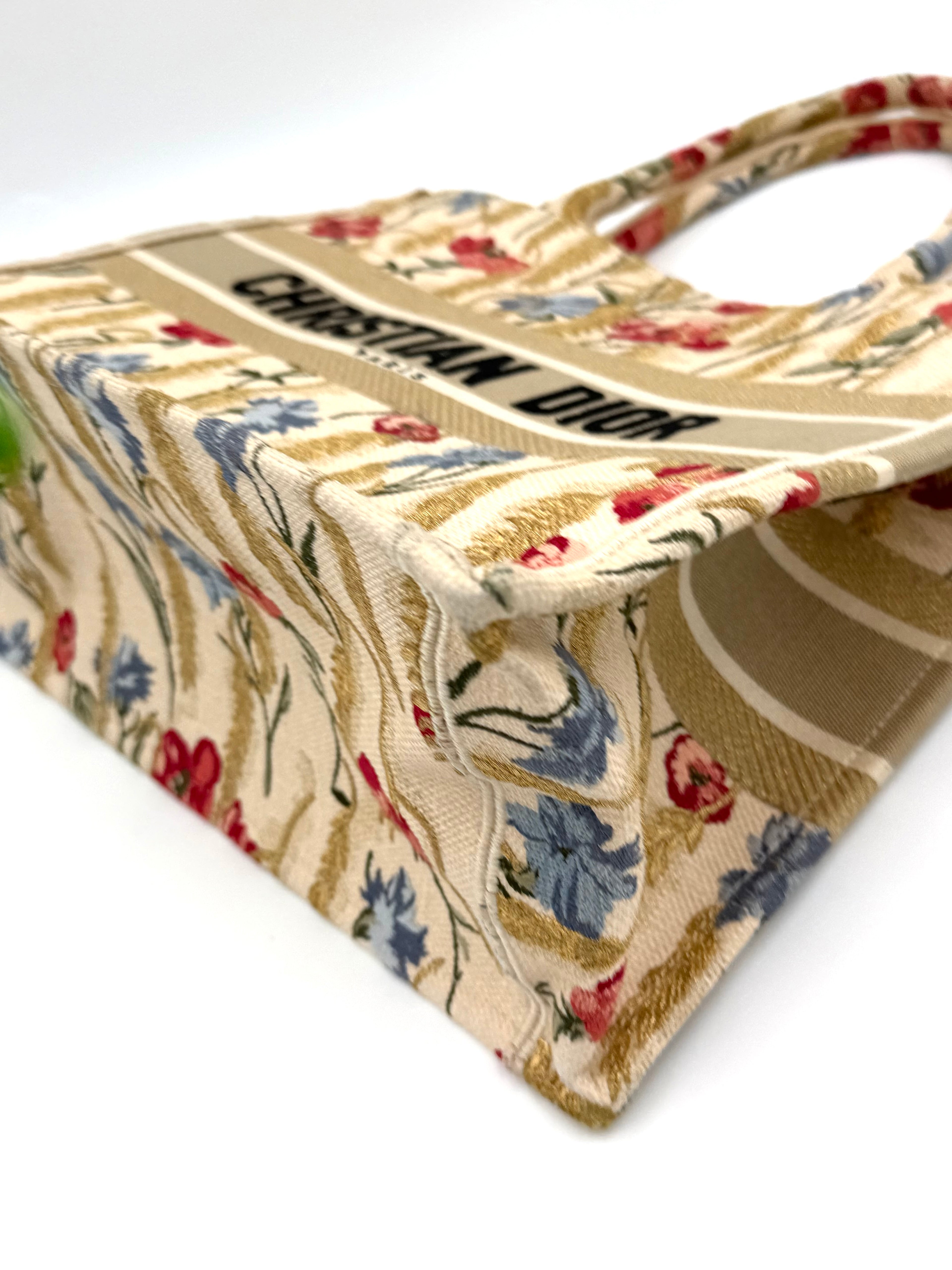 Pre-owned Christian Dior Canvas Embroidered Medium Hibiscus Book Tote - Authenticated