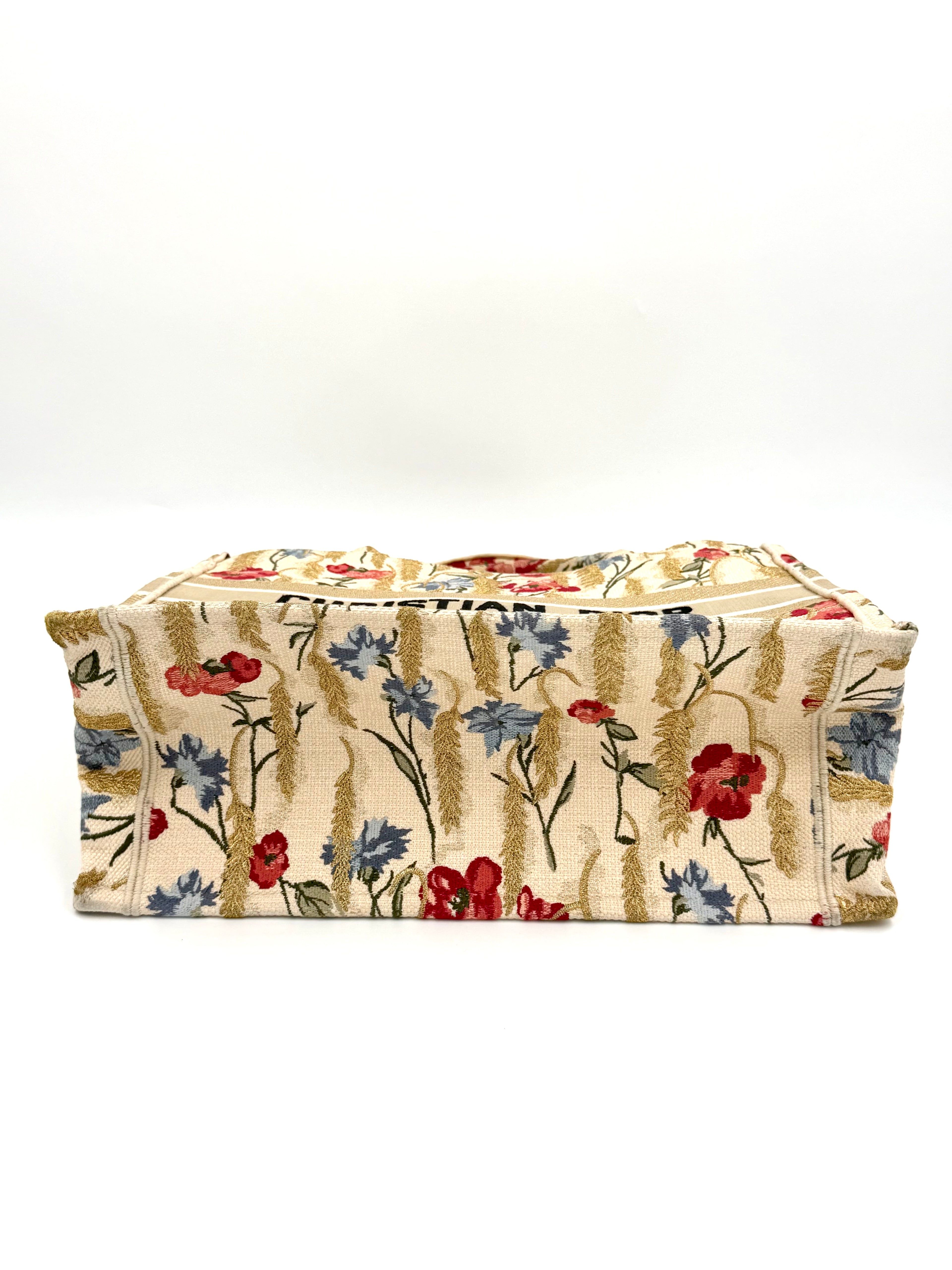Pre-owned Christian Dior Canvas Embroidered Medium Hibiscus Book Tote - Authenticated
