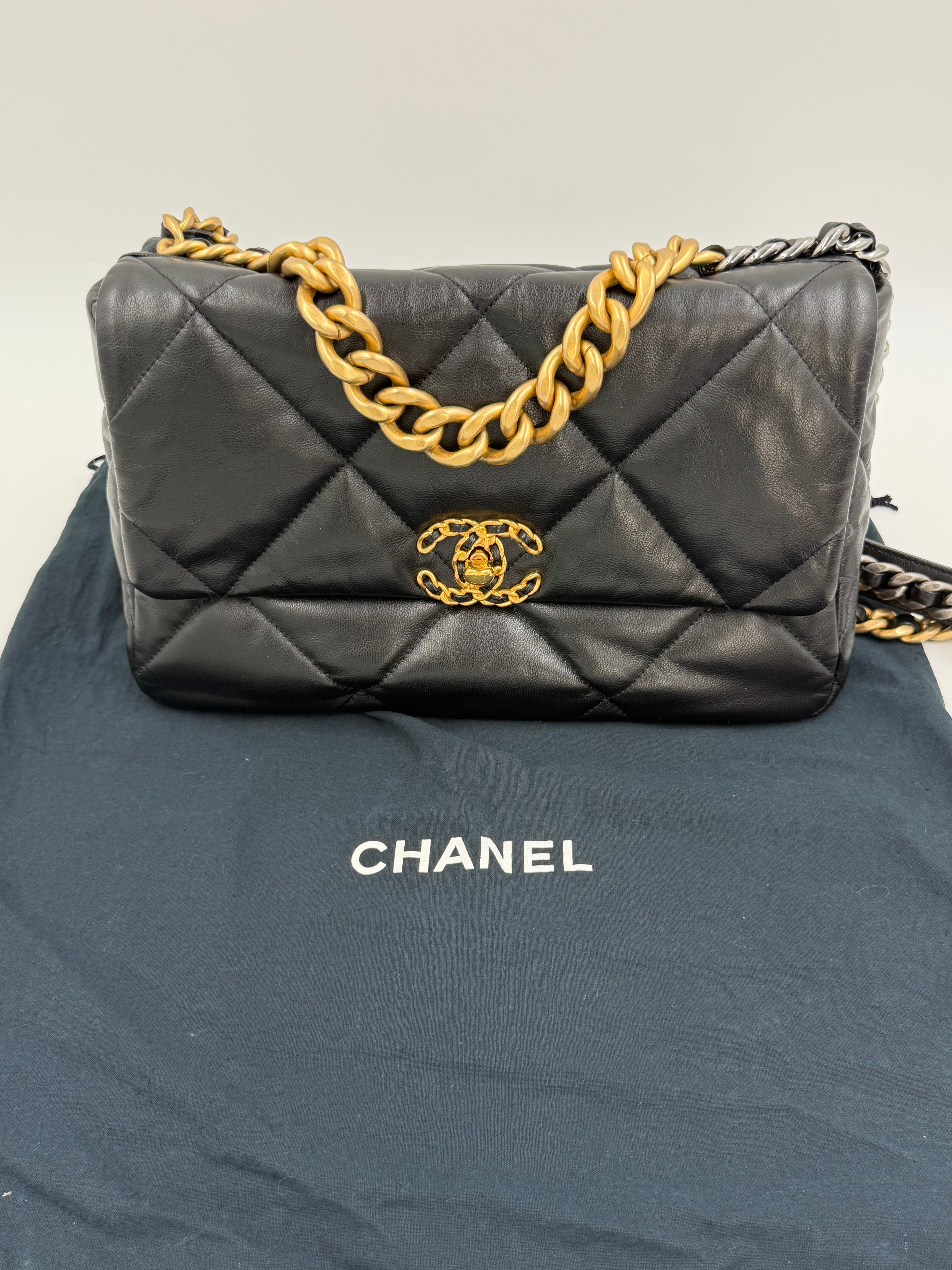 Pre-owned Chanel 19 Black With Mixed Metal Hardware Large - Authenticated