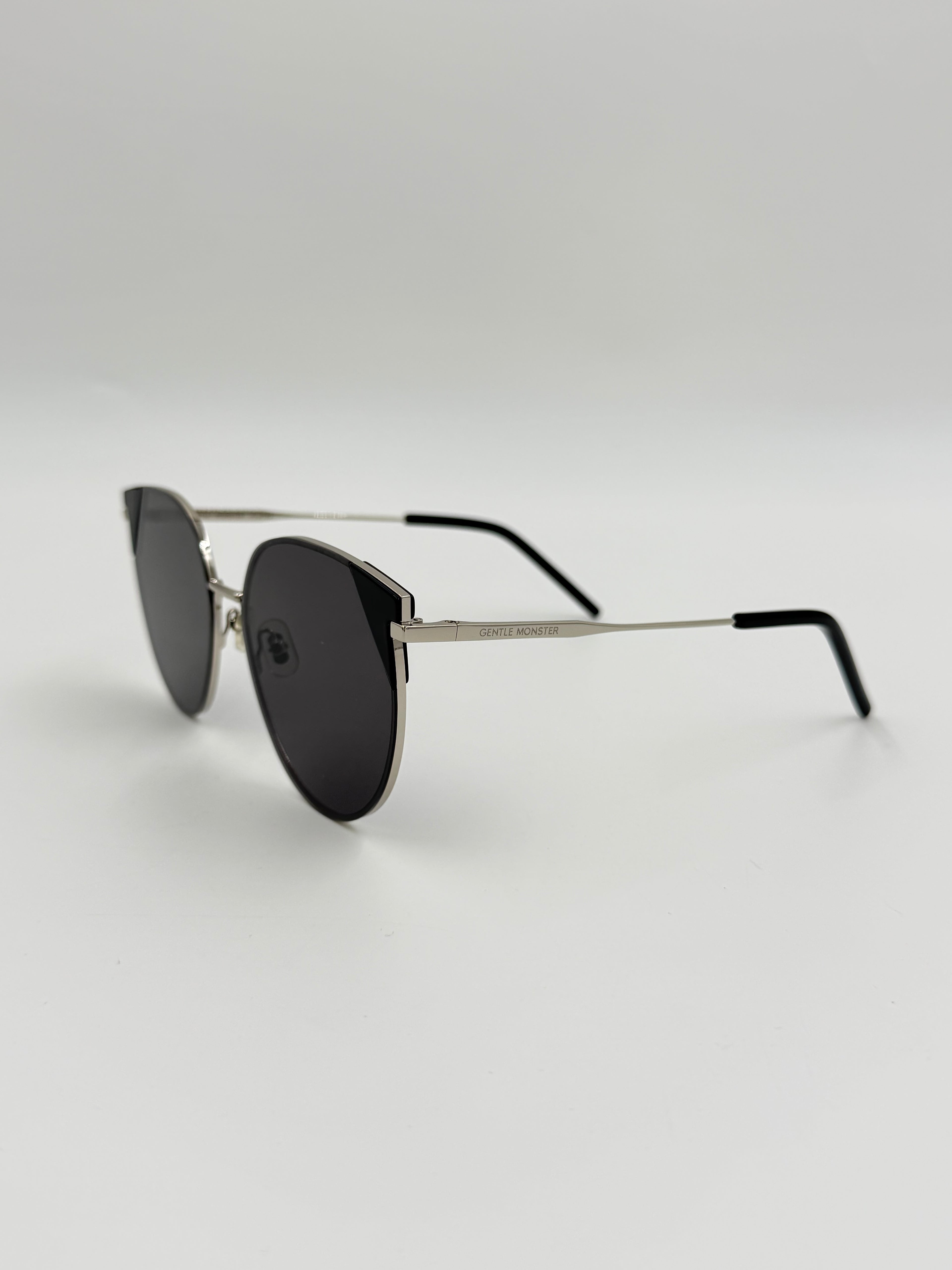 NEW Gentle Monster Mimichic Sunglasses Silver Frames Gray Lenses