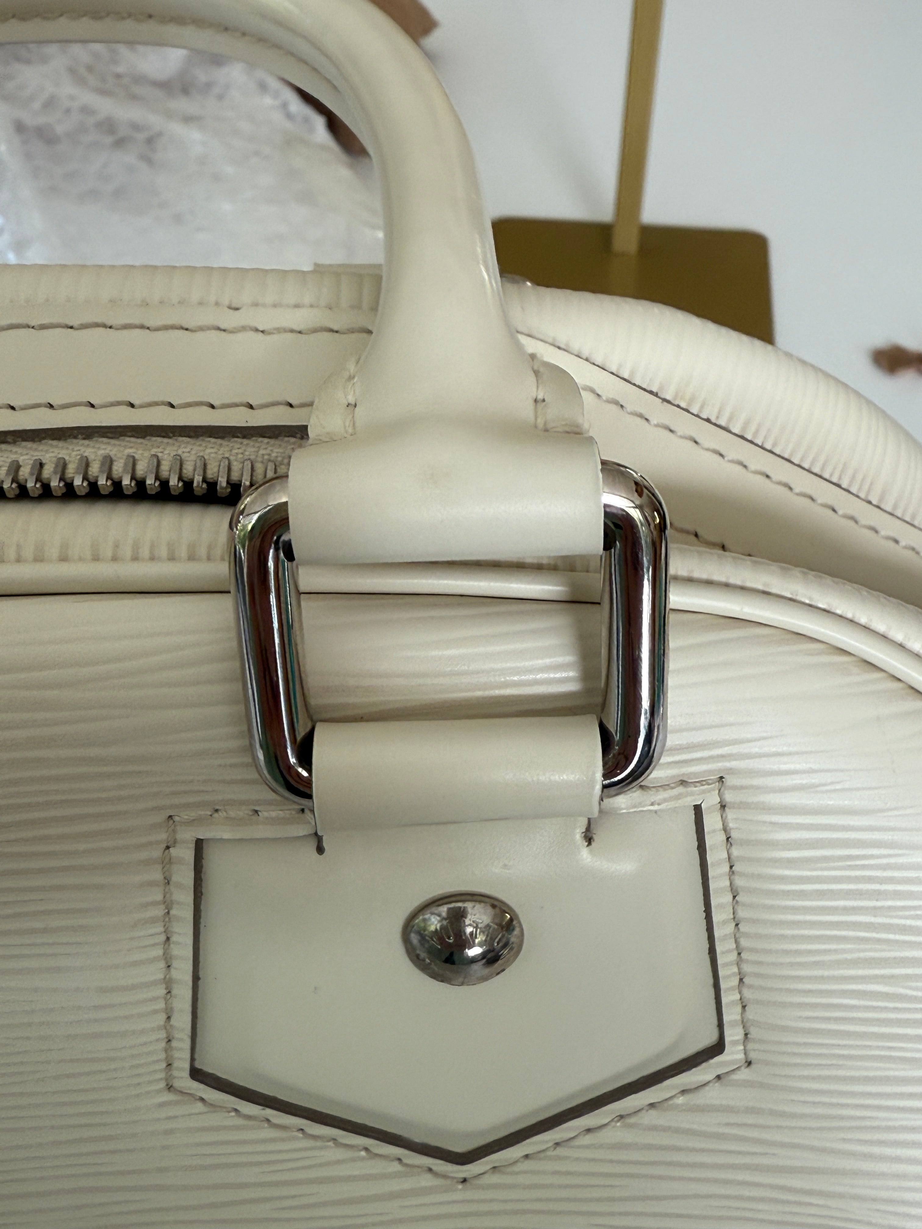 Pre-Owned Louis Vuitton Montaigne Bowler Top Handle Bag PM Ivory Epi Leather - Authenticated
