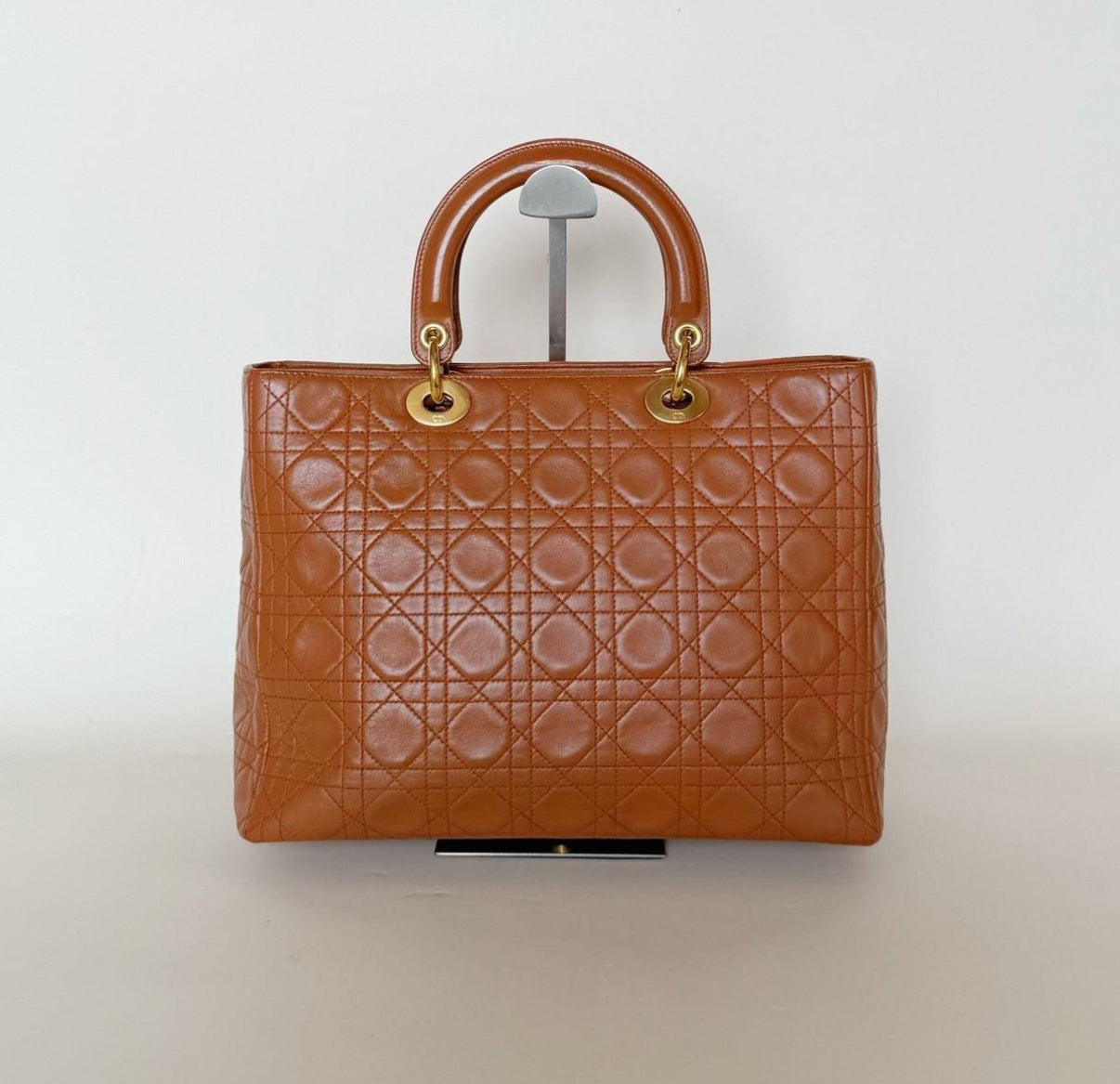 Pre-Owned Christian Dior Lady Dior Bag Cannage Quilted Lambskin Large - Authenticated