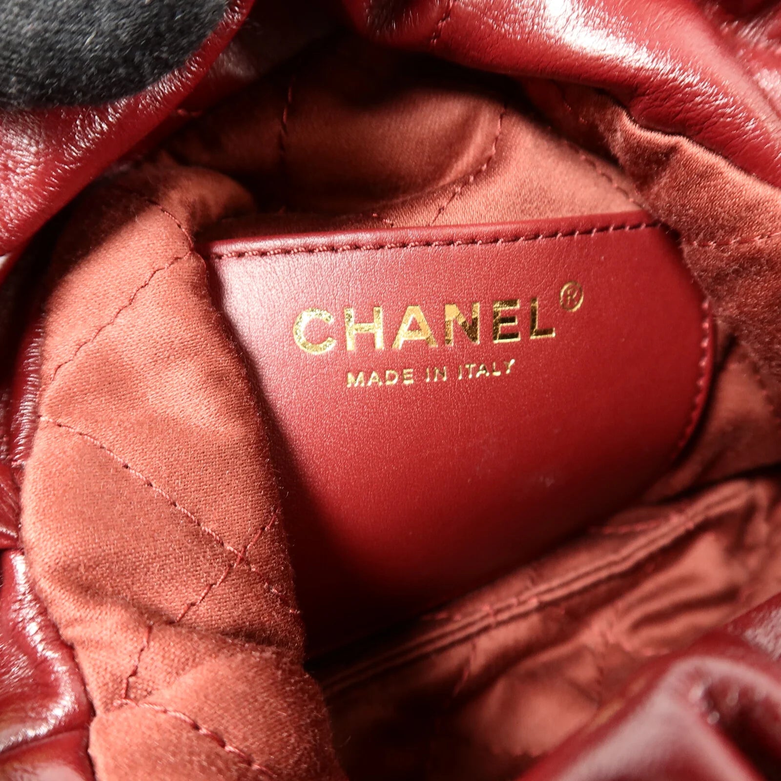Pre-Owned Chanel 22 Mini AS3980 Chain Shoulder Bag Calfskin Leather Burgundy - Authenticated