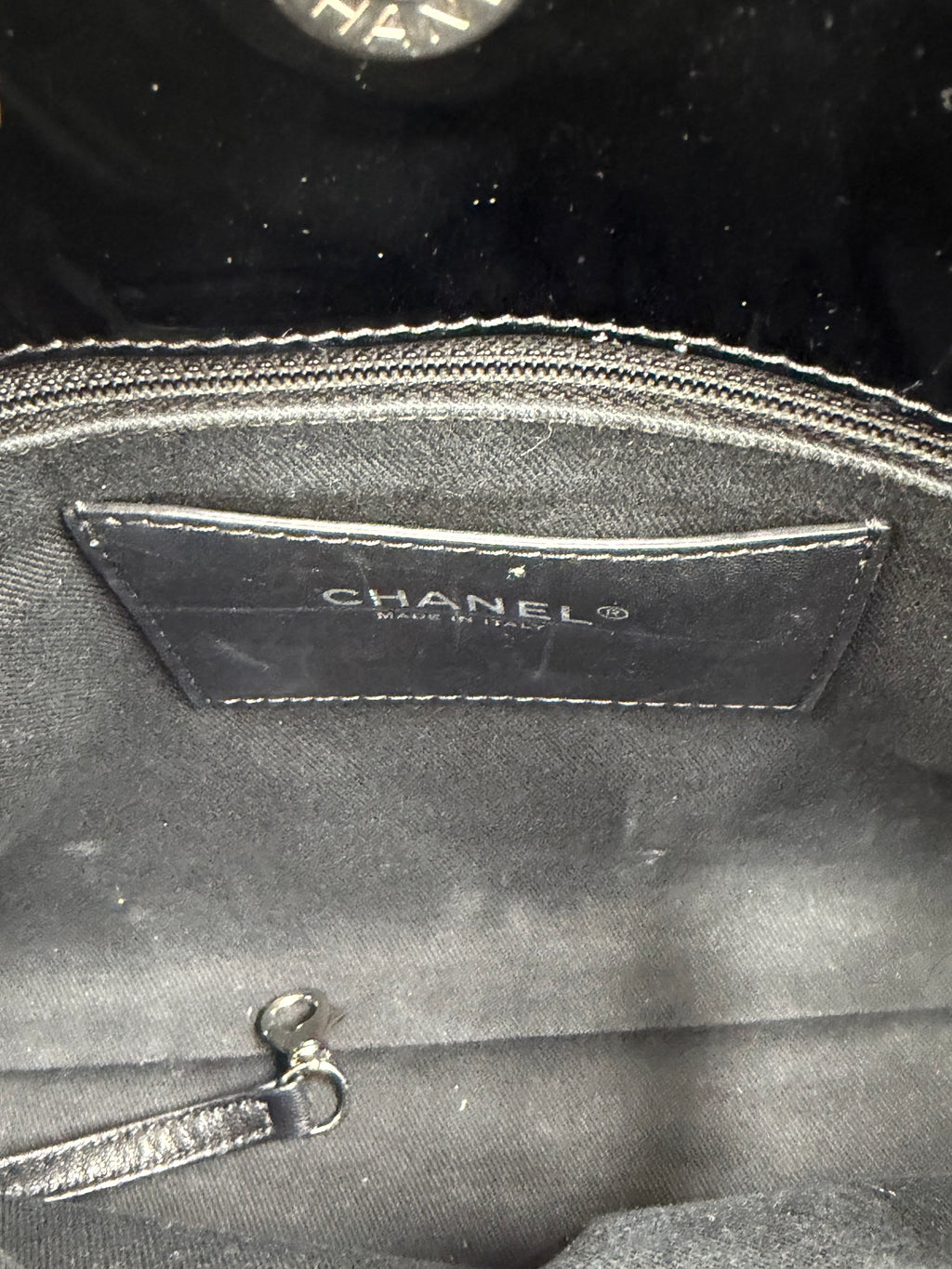 Pre-owned CHANEL Patent Quilted Maxi Just Mademoiselle Bowling Bag Black - Authenticated
