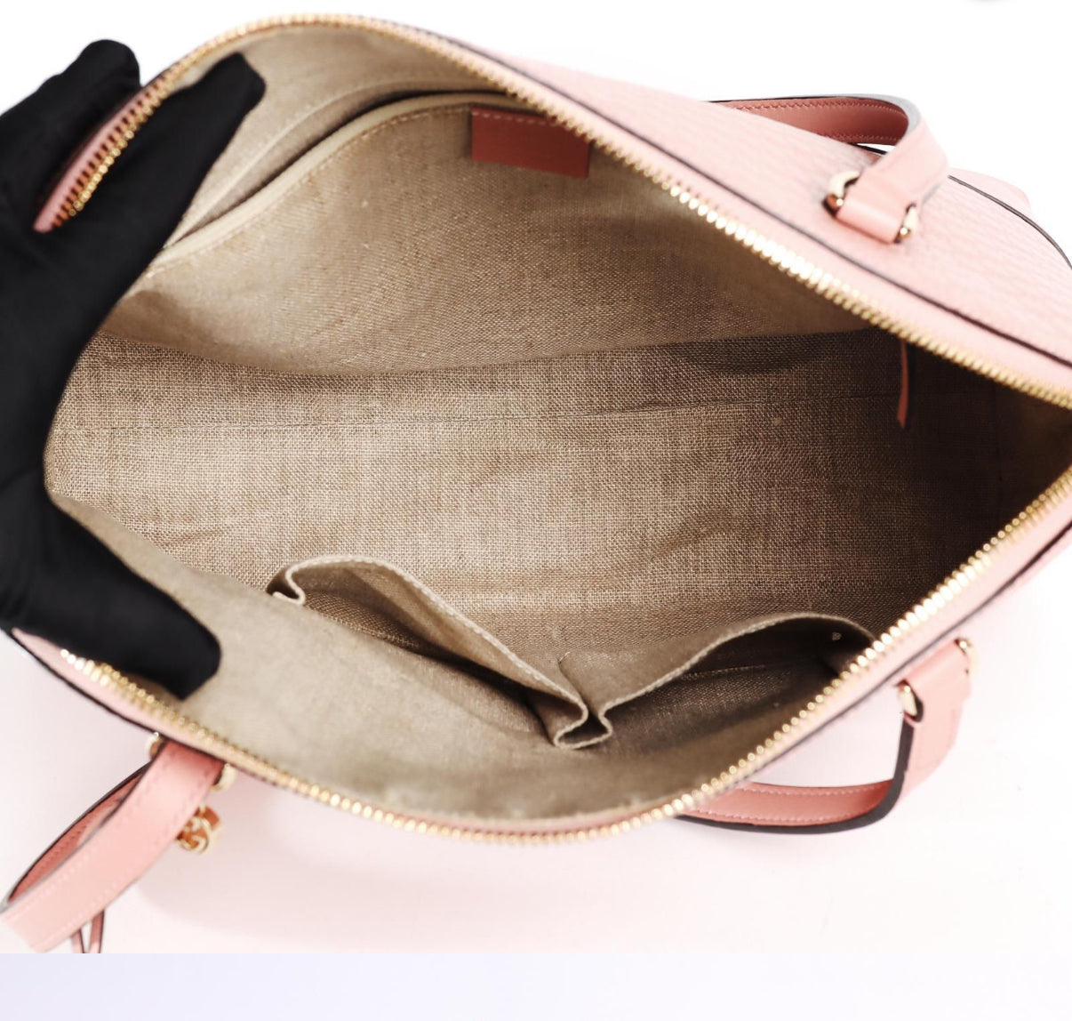 Pre-Owned Gucci Bree Dome Microguccissima Calfskin Shoulder Bag - Authenticated