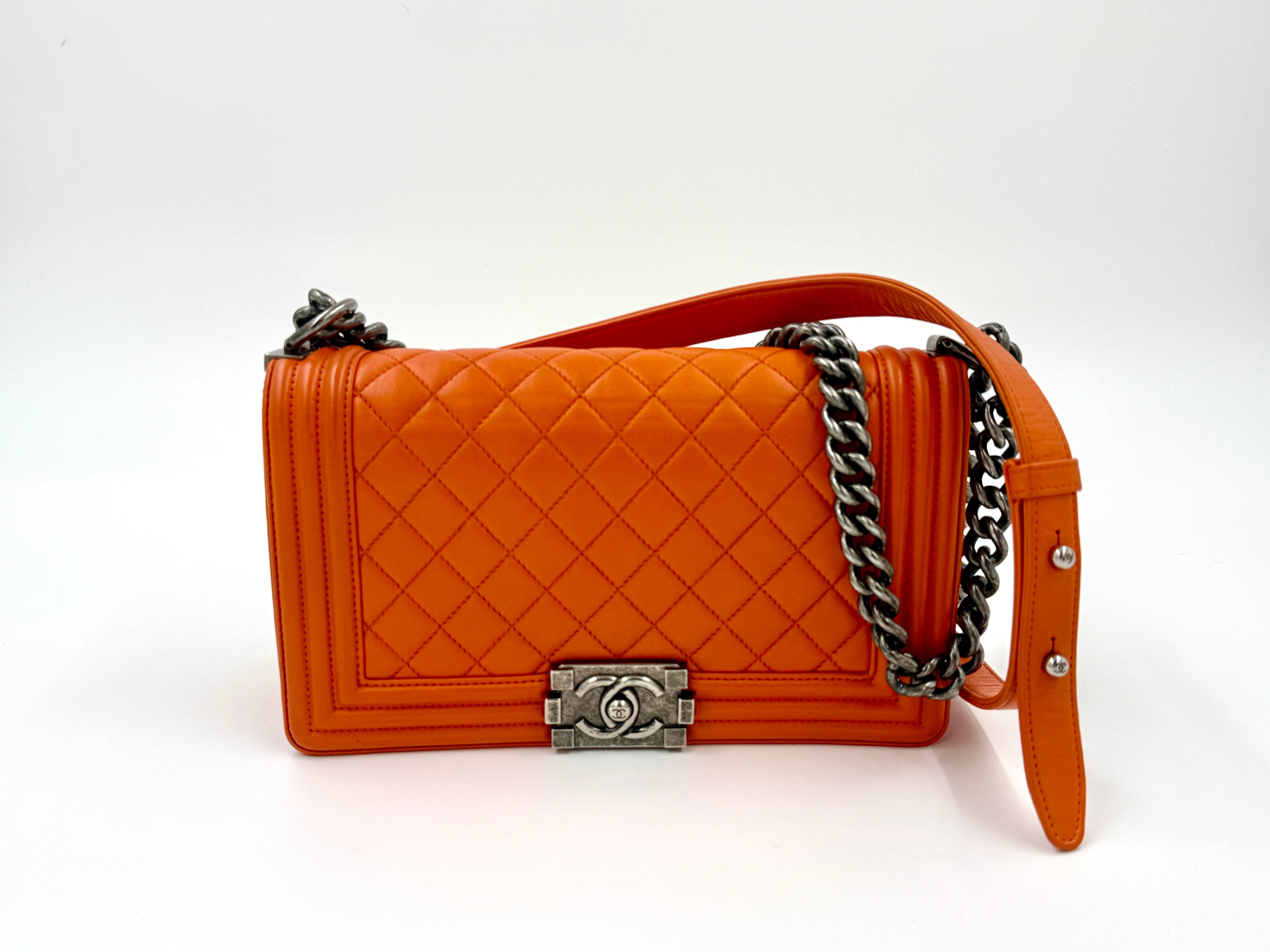 Pre-Owned Chanel Orange Boy Bag with Ruthenium Hardware Old Medium - Authenticated