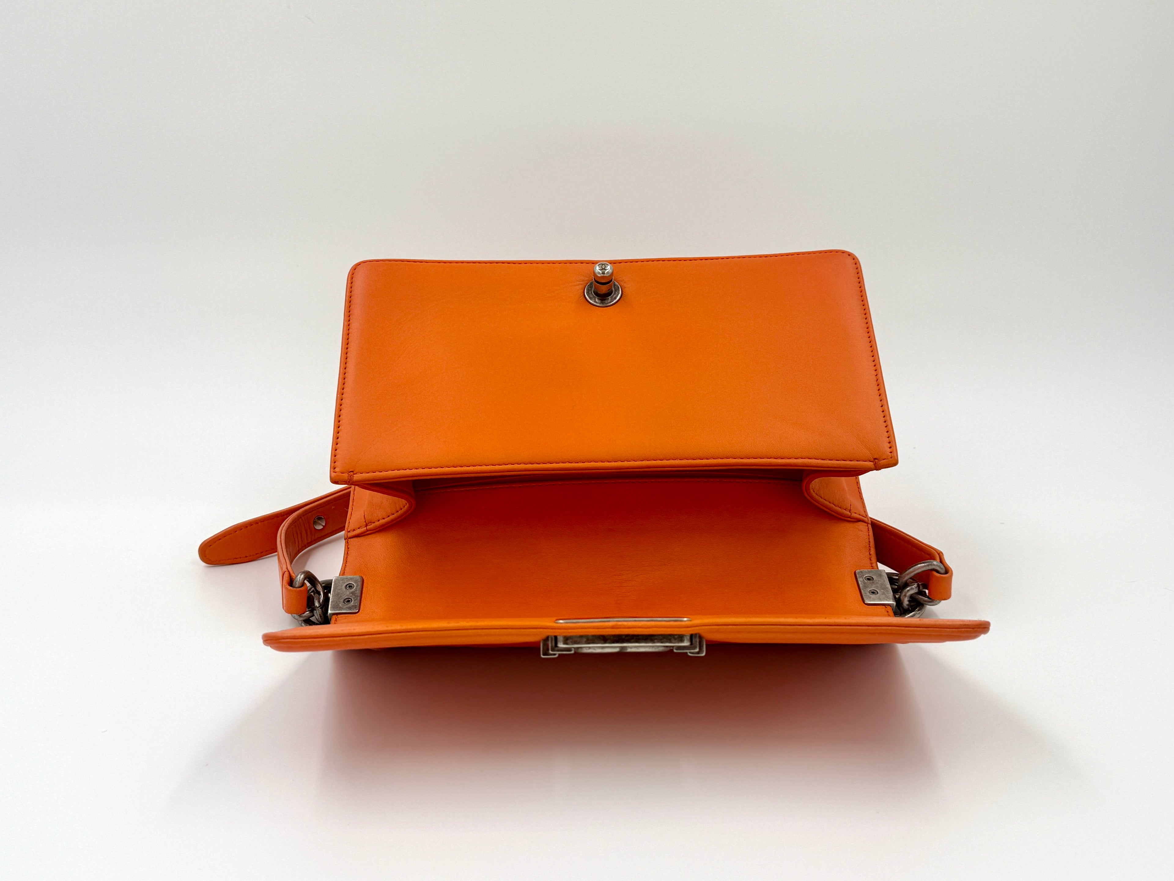 Pre-Owned Chanel Orange Boy Bag with Ruthenium Hardware Old Medium - Authenticated