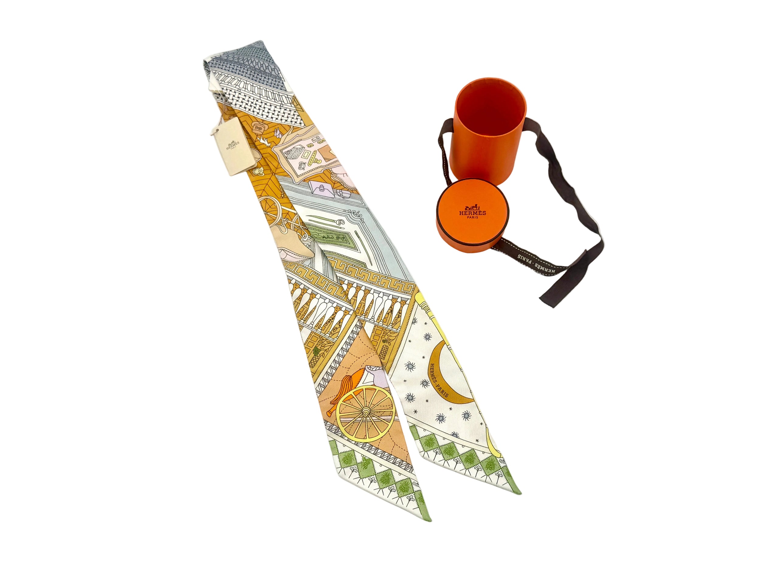 Pre-Owned Hermes Objets de Curiosite Silk Twilly