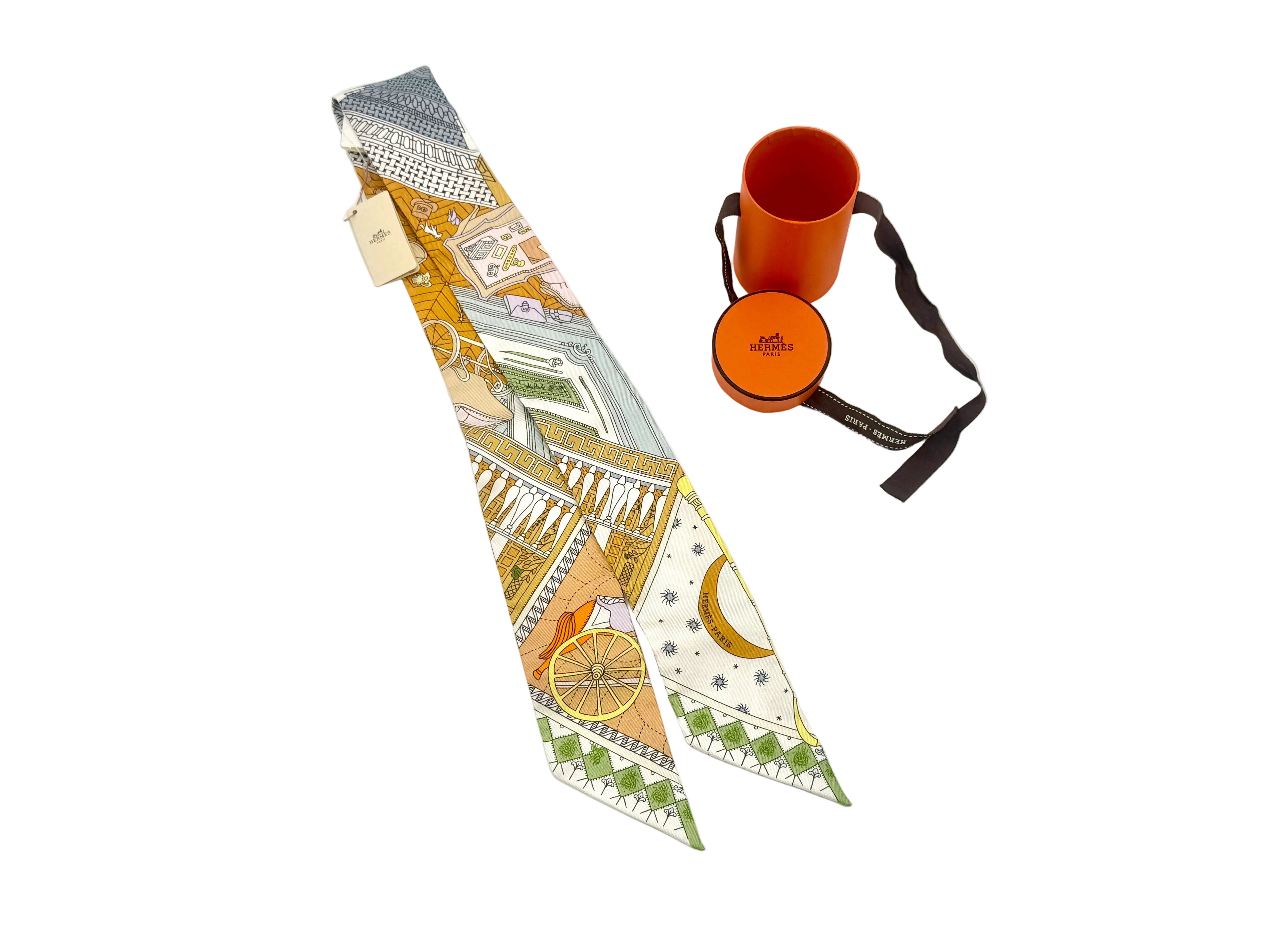 Pre-Owned Hermes Objets de Curiosite Silk Twilly