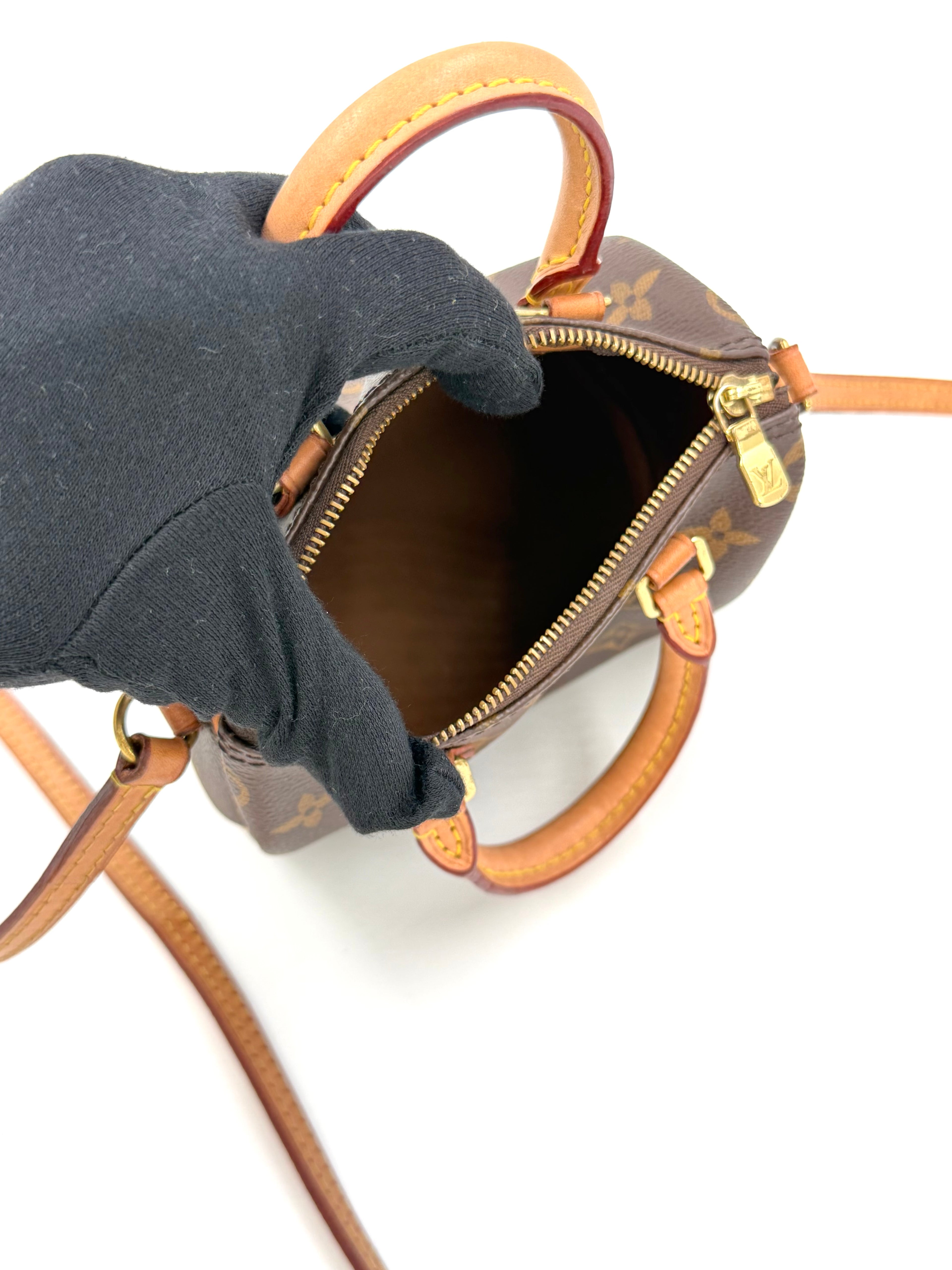 Pre-owned Louis Vuitton Speedy Nano - Authenticated