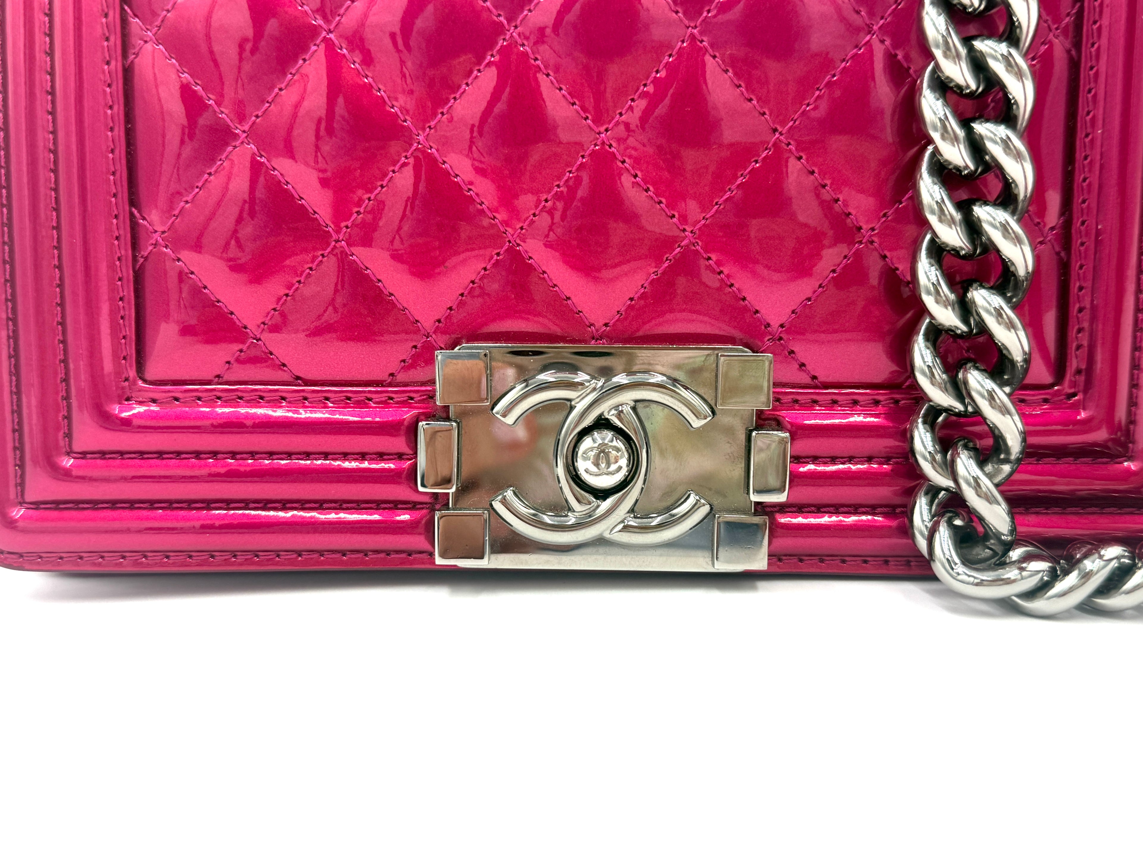 Pre-Owned Chanel Pink Liquid Patent Small Boy Bag Ruthenium Hardware - Authenticated