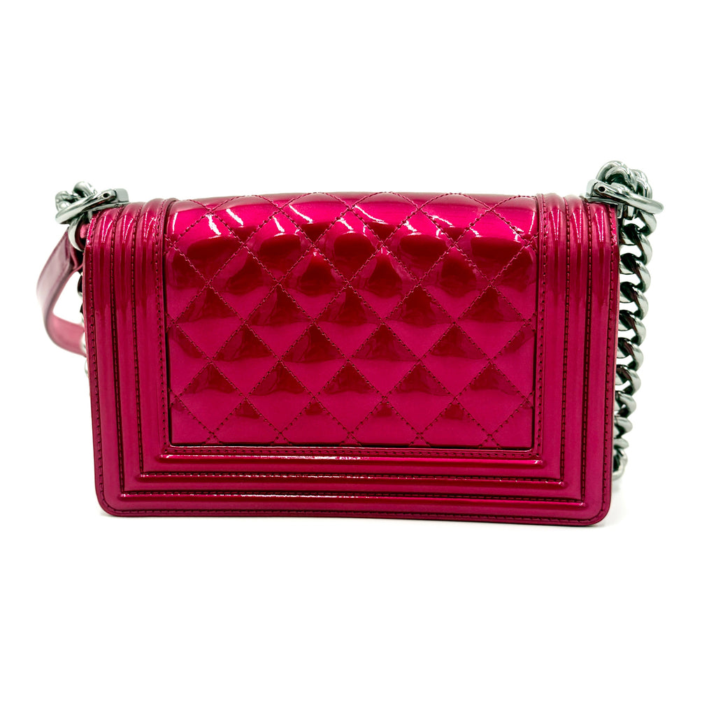 Pre-Owned Chanel Pink Liquid Patent Small Boy Bag Ruthenium Hardware - Authenticated