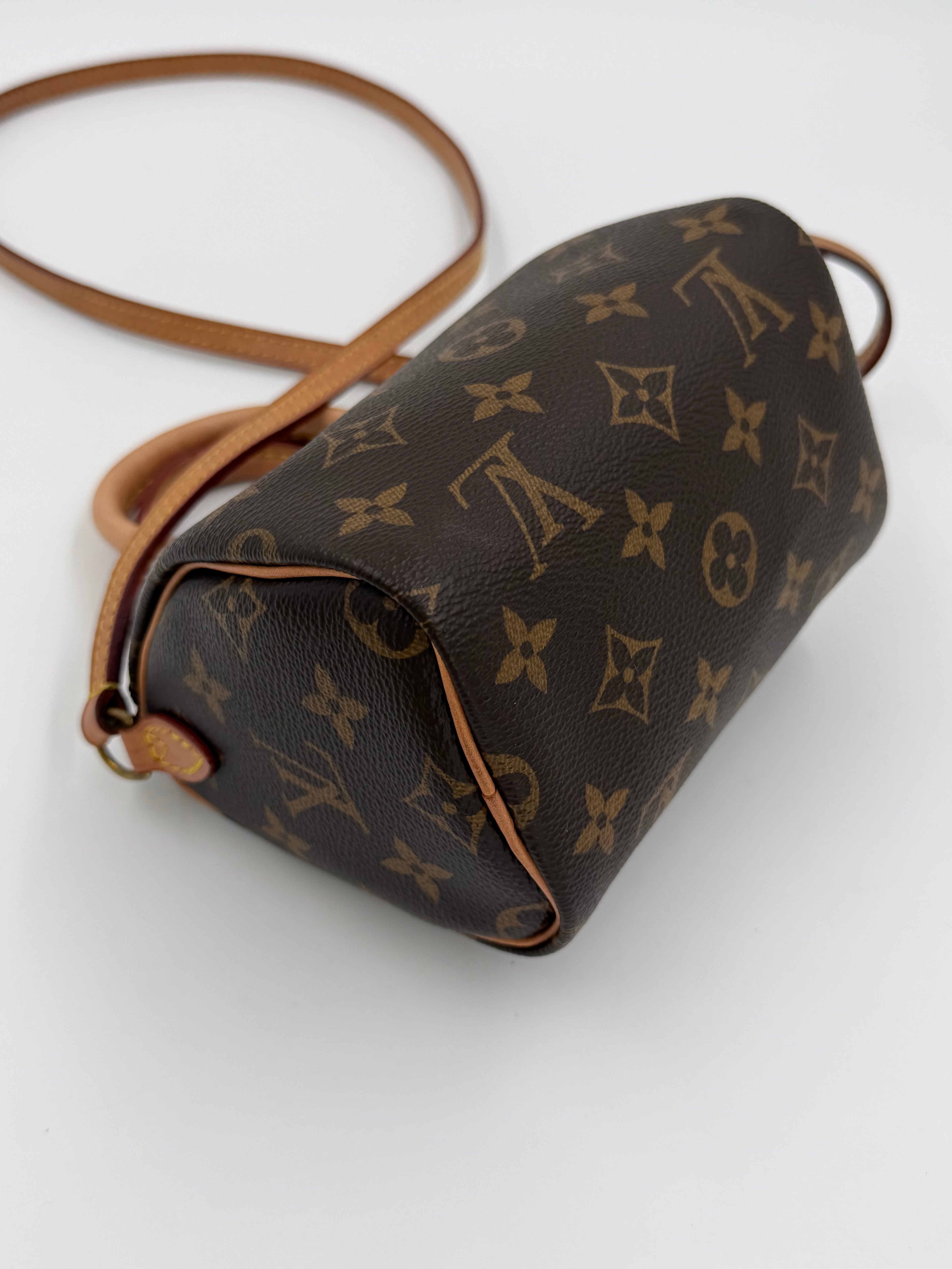 Pre-owned Louis Vuitton Speedy Nano - Authenticated