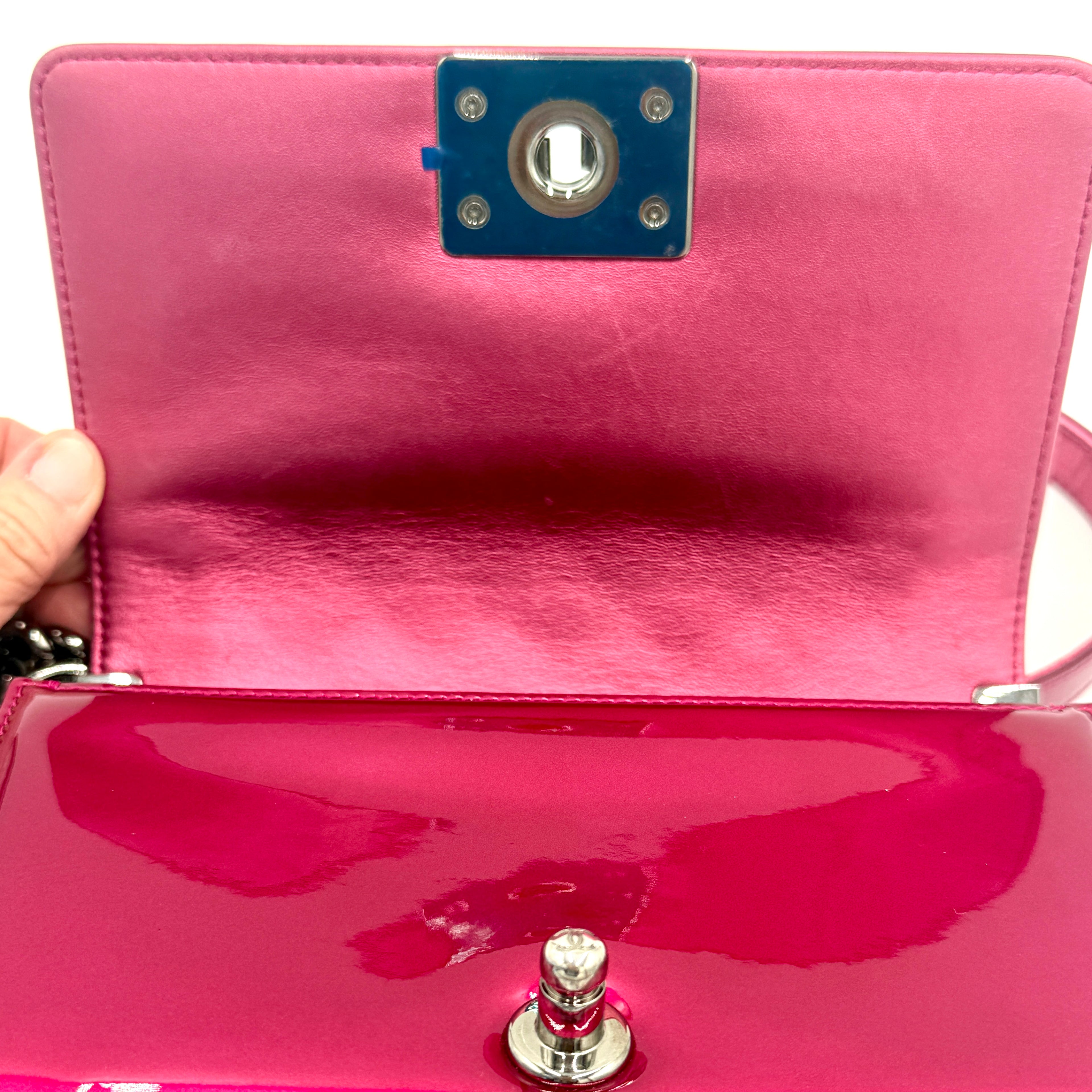 Pre-Owned Chanel Pink Liquid Patent Small Boy Bag Ruthenium Hardware - Authenticated