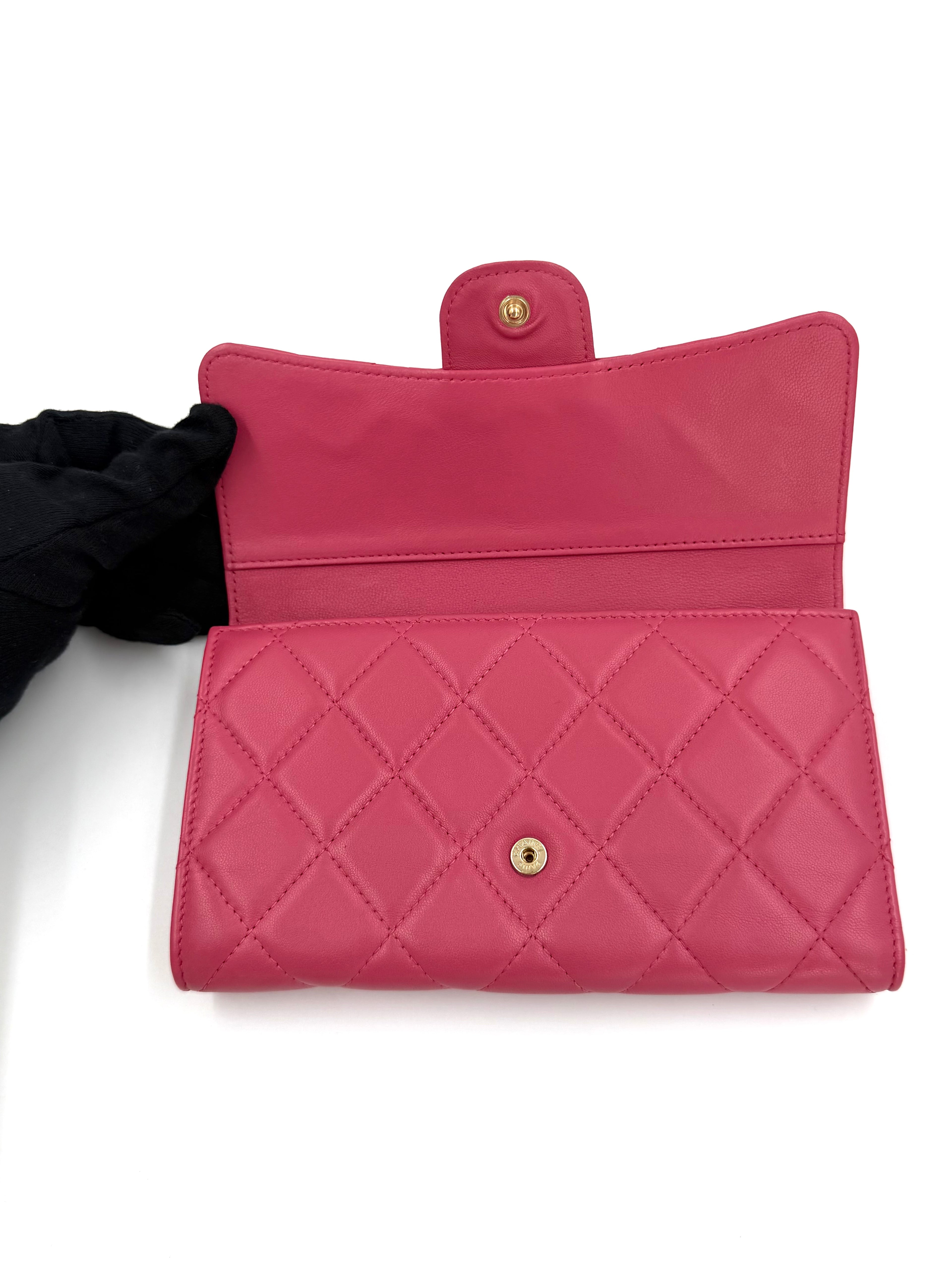 Pre-owned Chanel Dark Pink Quilted Leather Classic Flap Continental Wallet - Authenticated