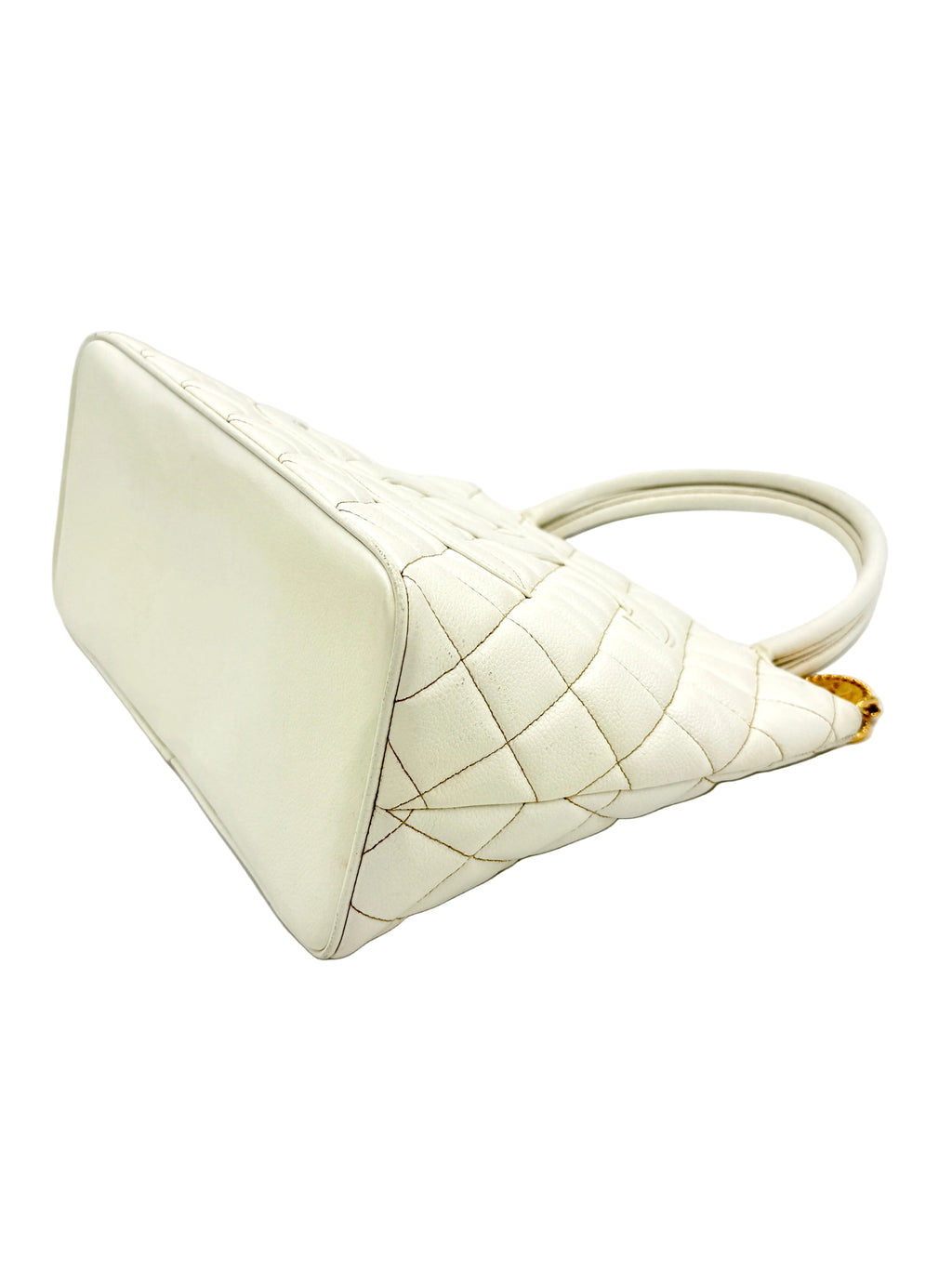 Pre-Owned Chanel Vintage White Caviar Leather Medallion Tote with Gold Hardware - Authenticated