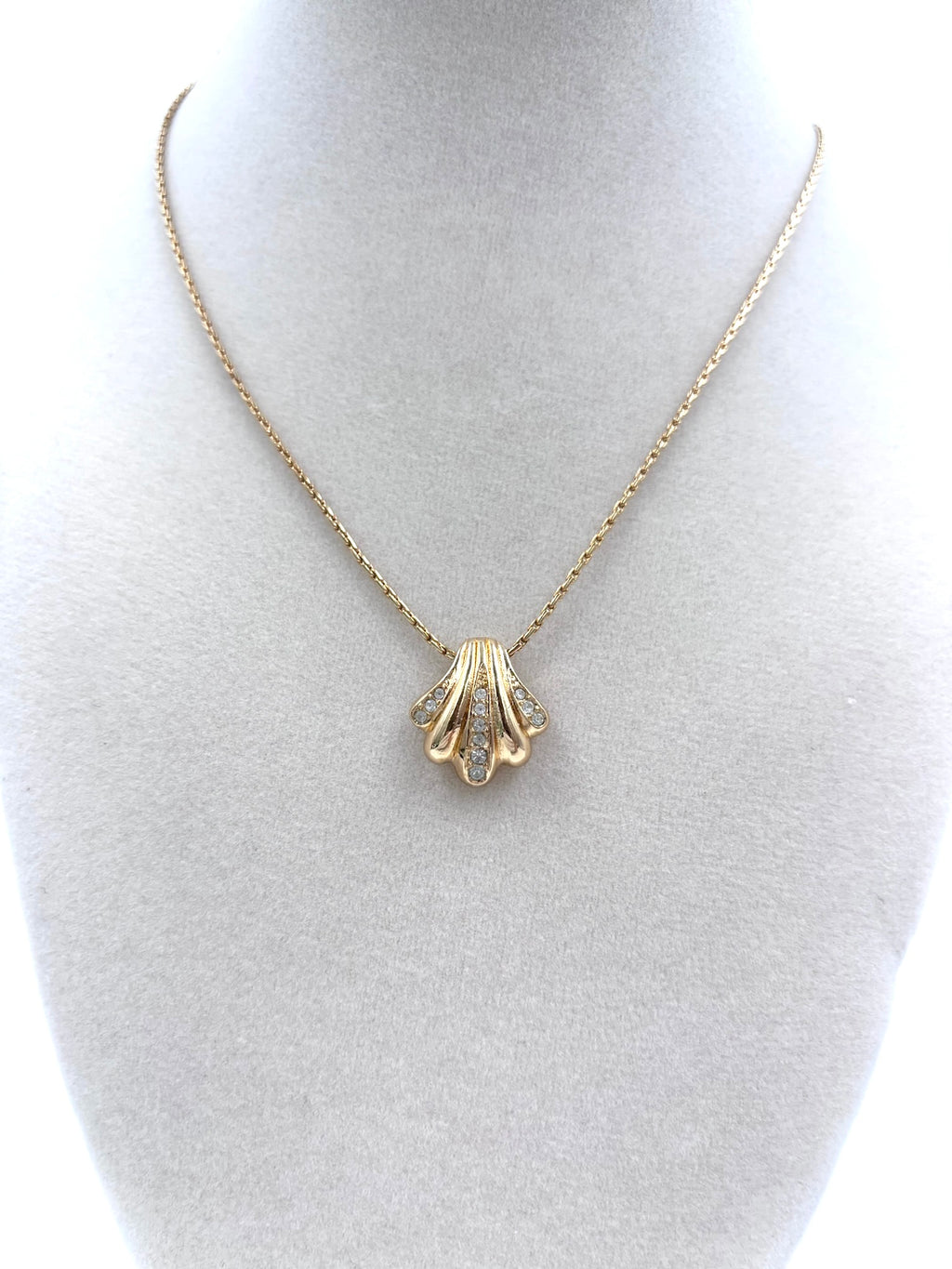 Pre-owned Dior Shell Necklace Gold Tone with Crystals - Authenticated