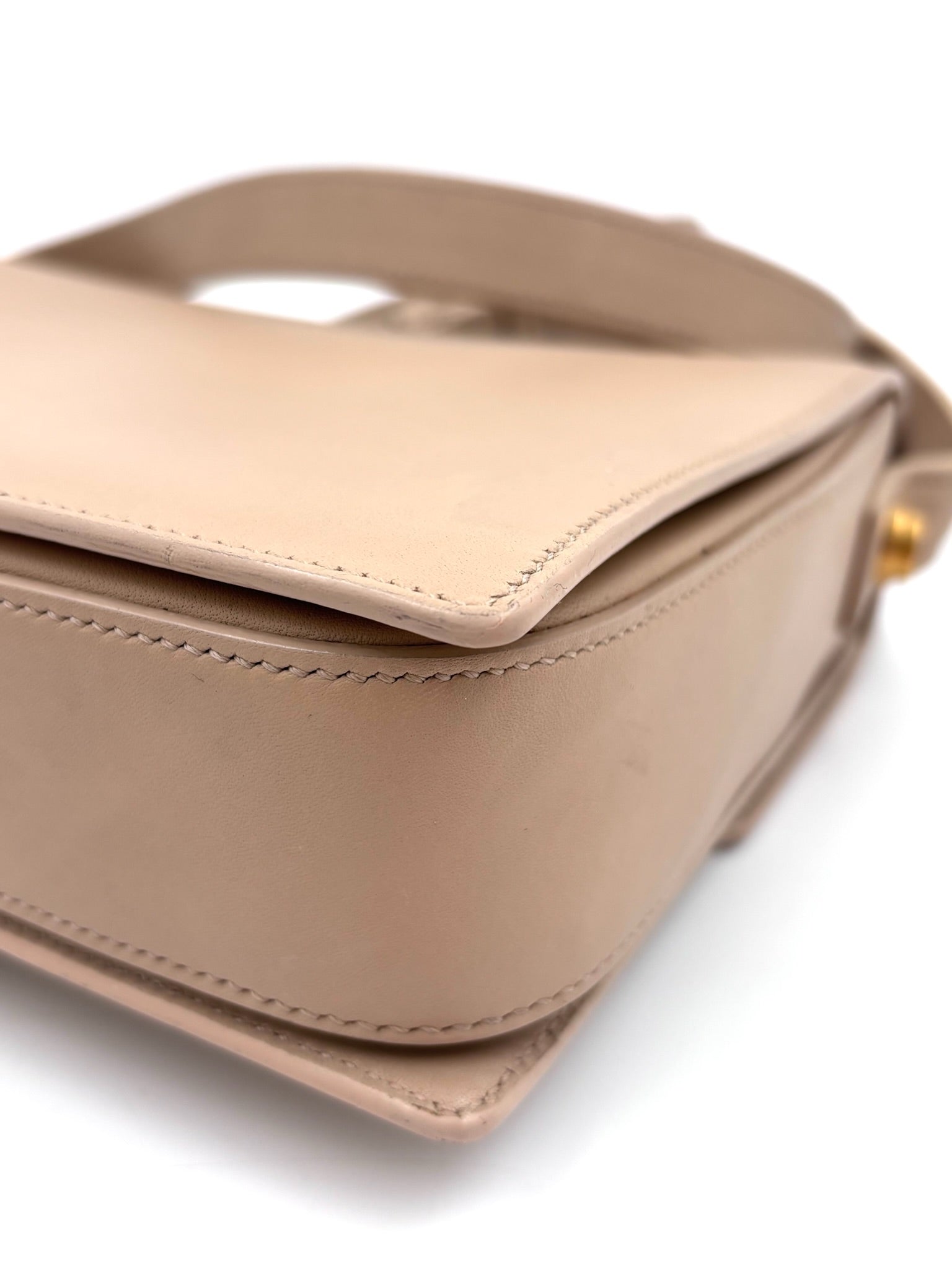 Pre-owned Saint Laurent Lulu Medium Bag Beige - Authenticated