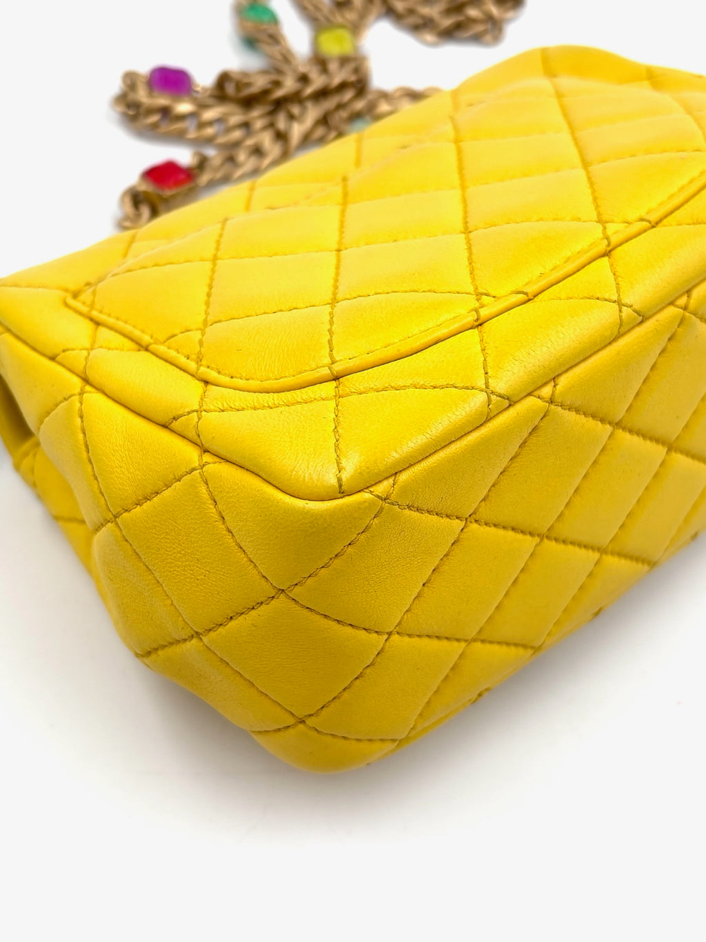 Pre-owned Chanel Yellow Leather Matelassé Handbag with Gem-Toned Charm Chain - Authenticated