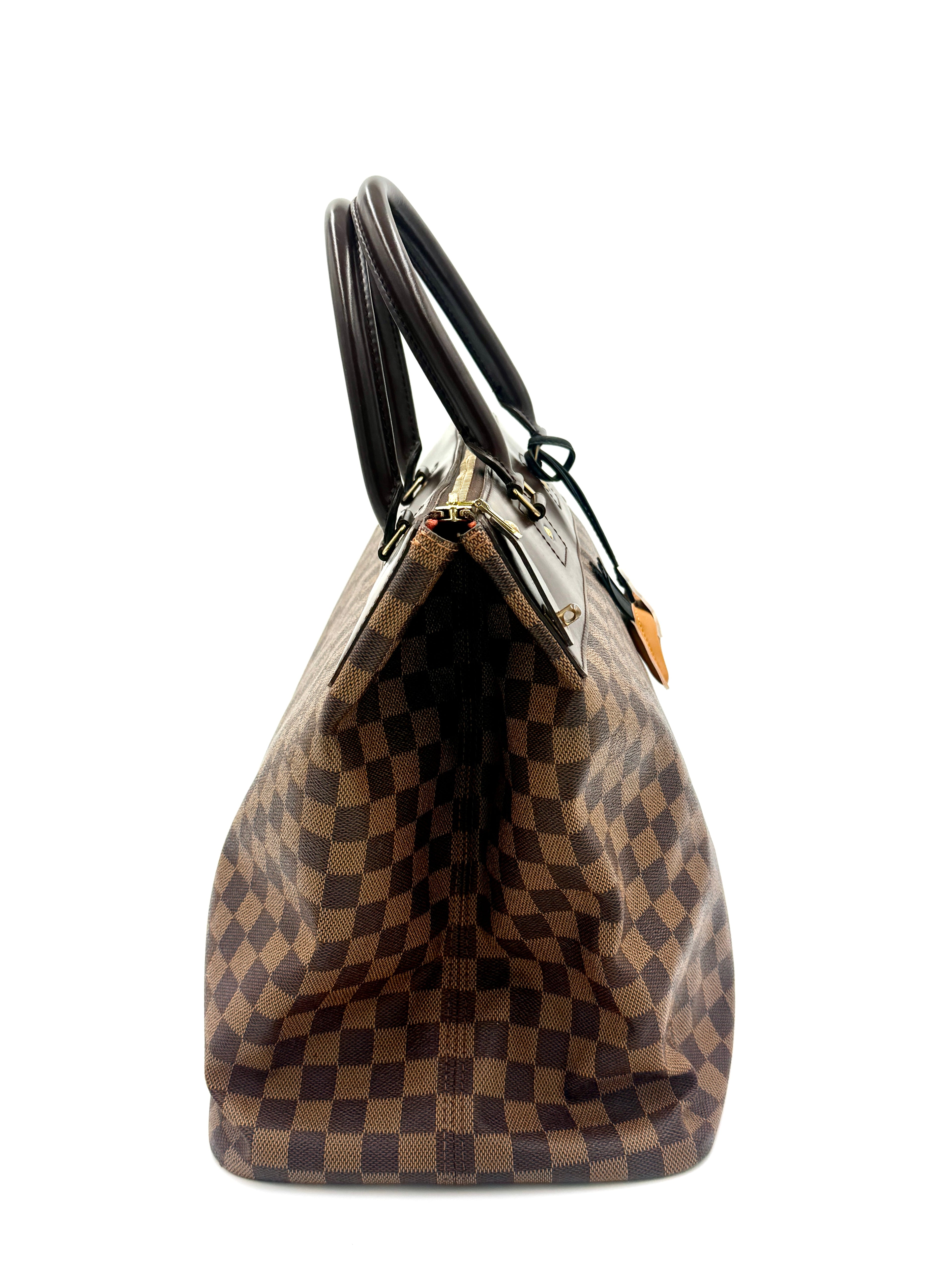 Pre-Owned Louis Vuitton Greenwich Bag - Authenticated