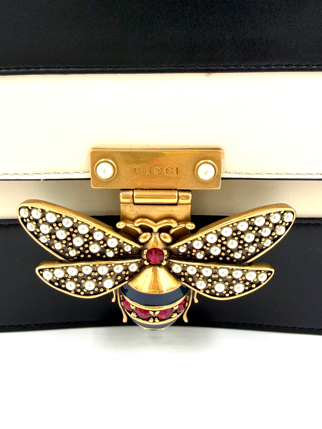 Pre-owned Gucci Calfskin Sylvie Web Queen Margaret Bag - Authenticated