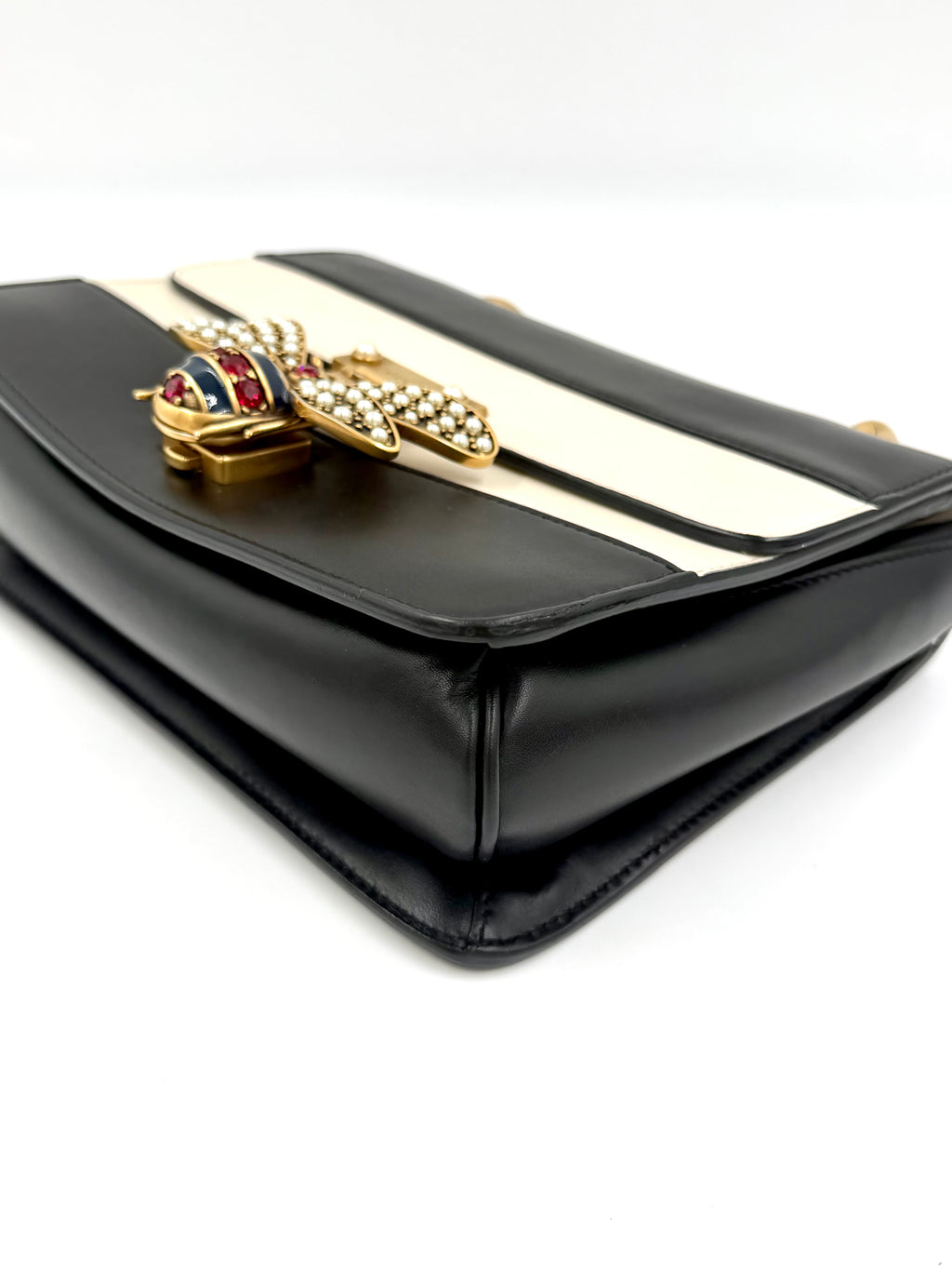 Pre-owned Gucci Calfskin Sylvie Web Queen Margaret Bag - Authenticated