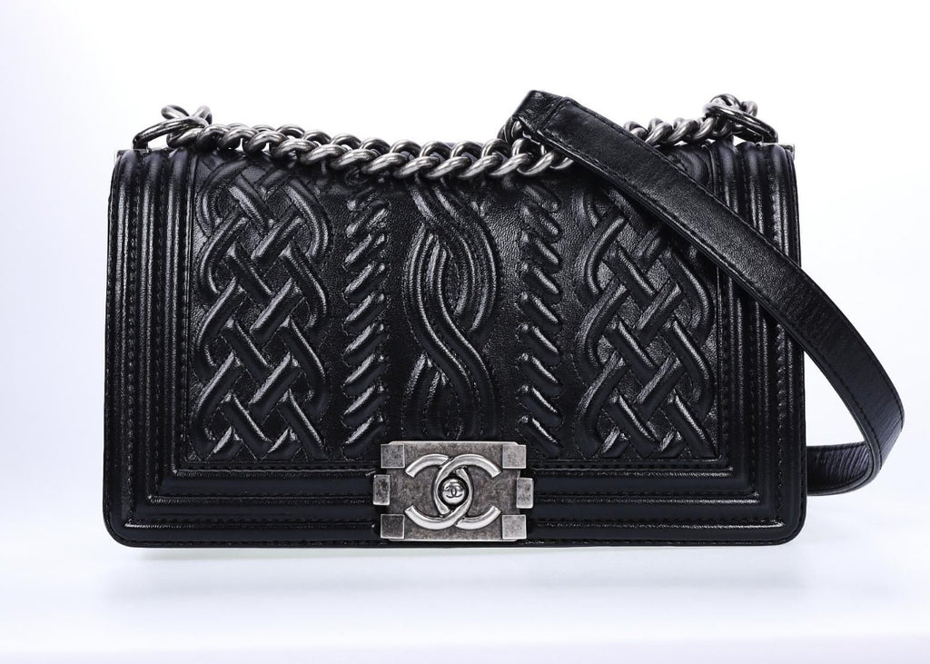 Pre-Owned Chanel Paris-Edinburgh Celtic Knot Black Boy Bag Black - Authenticated