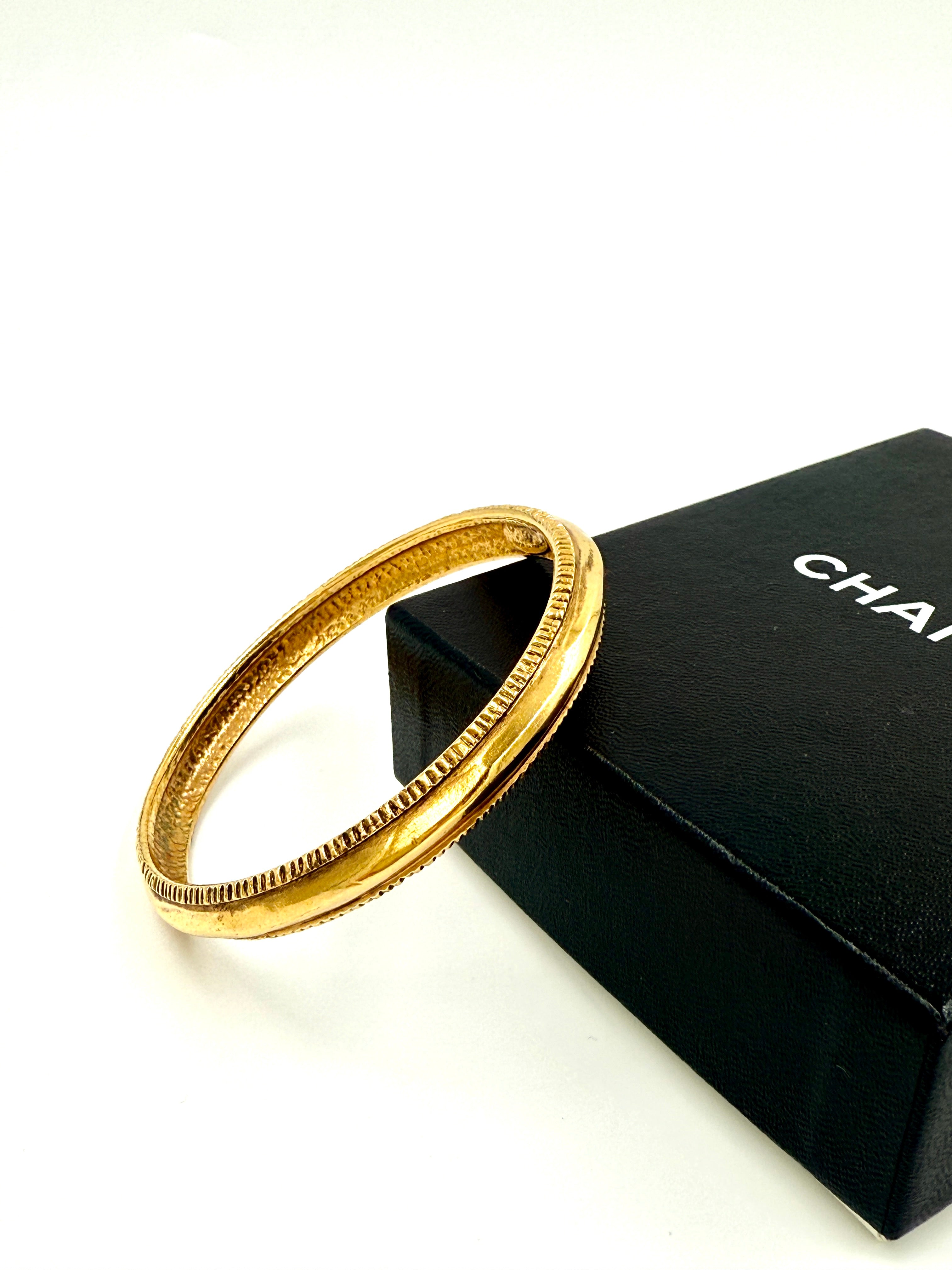 Pre-Owned Chanel Vintage 24K Gold Plated Bangle Bracelet - Authenticated