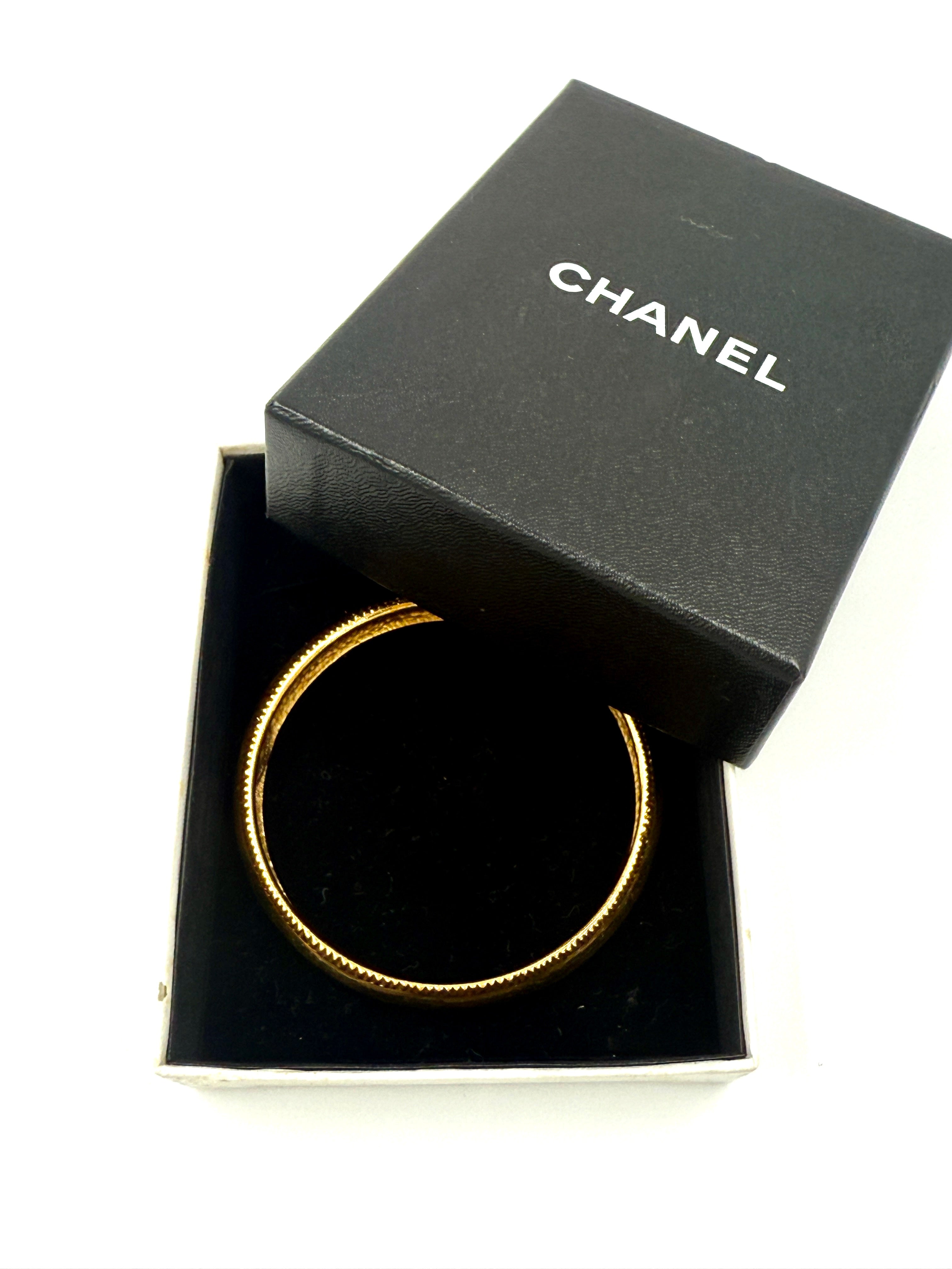Pre-Owned Chanel Vintage 24K Gold Plated Bangle Bracelet - Authenticated