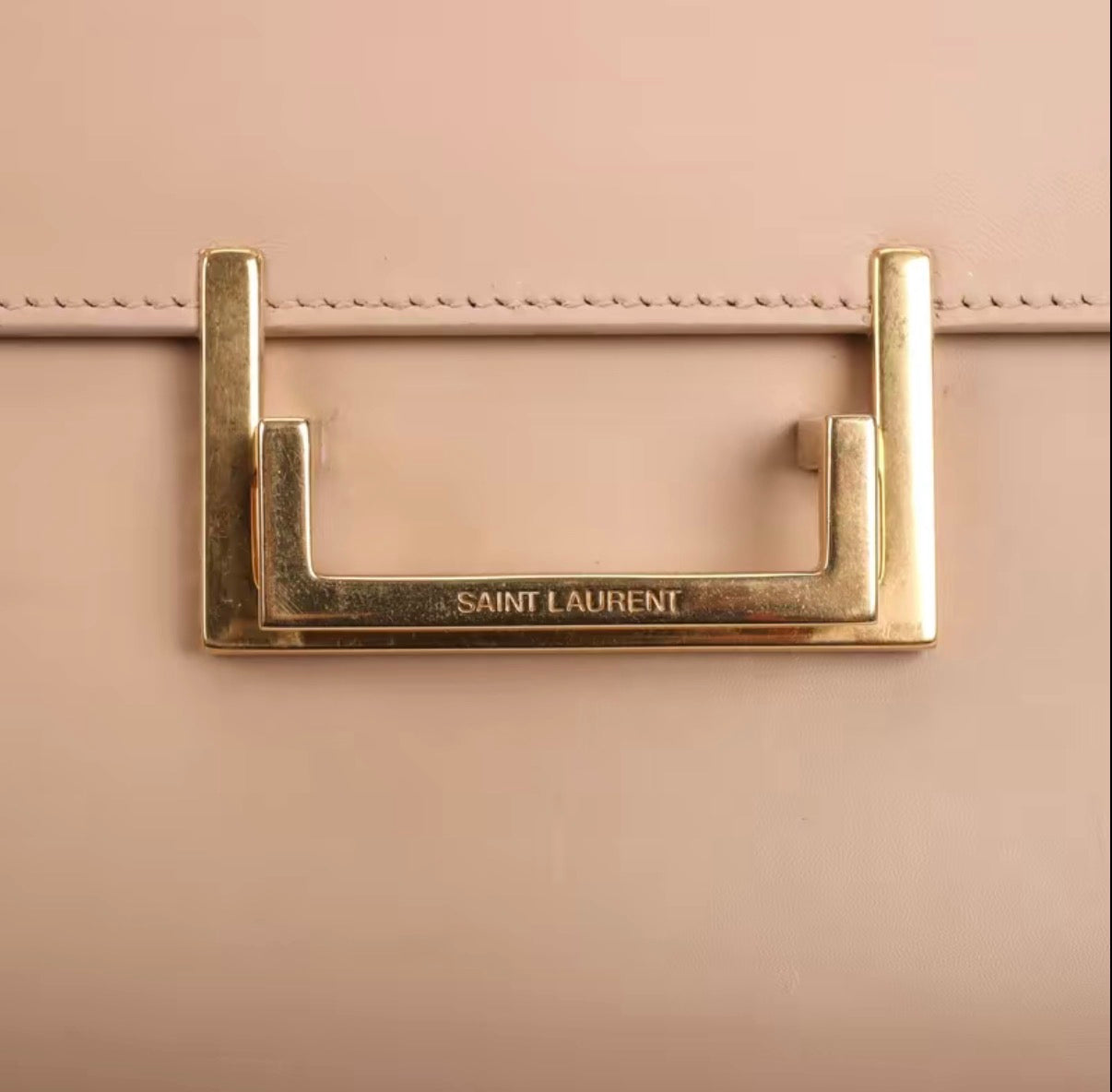 Pre-owned Saint Laurent Lulu Medium Bag Beige - Authenticated