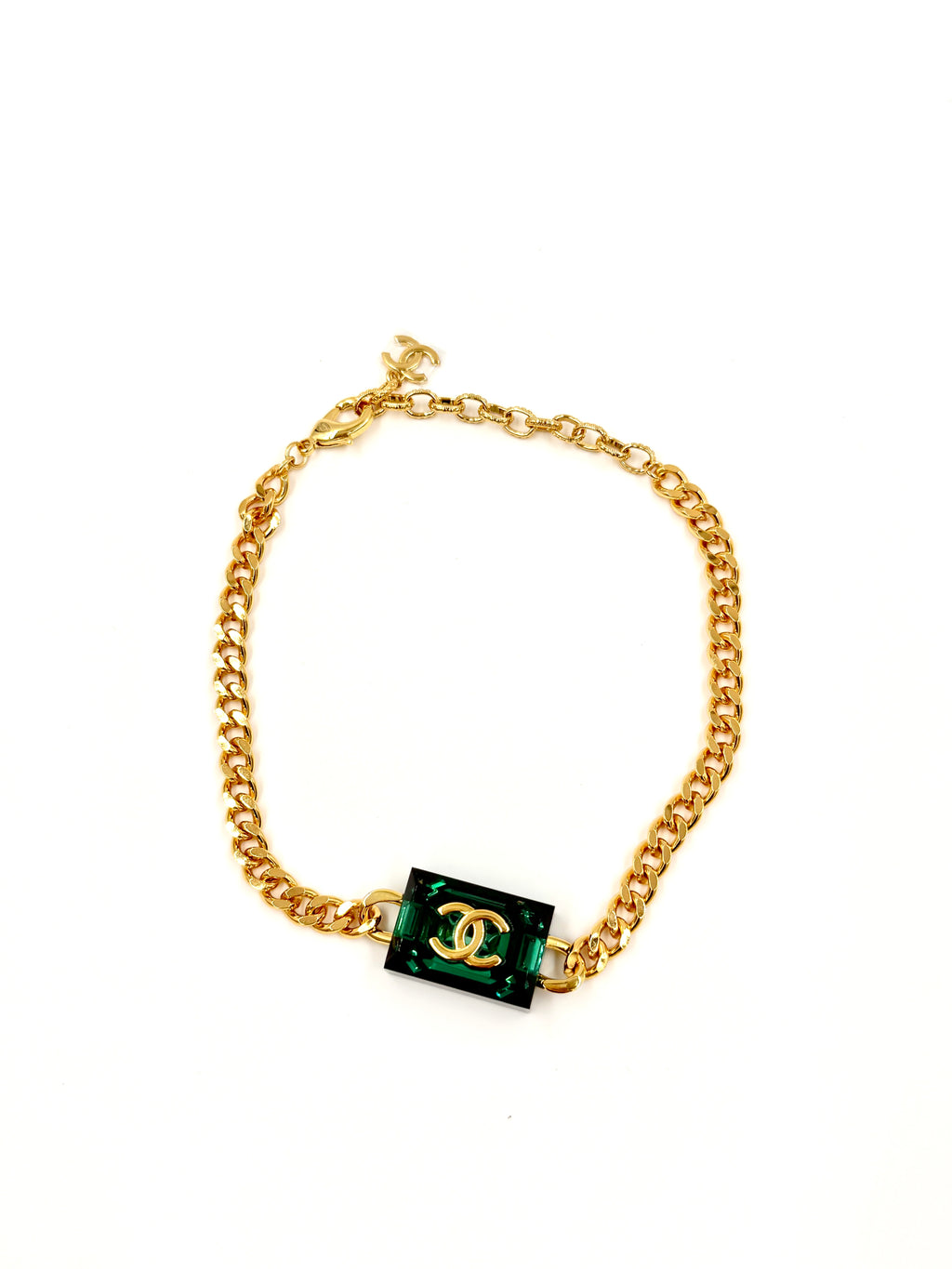 Pre-Owned Chanel 2023 Emerald Green CC Square Gold Tone Choker Necklace - Authenticated