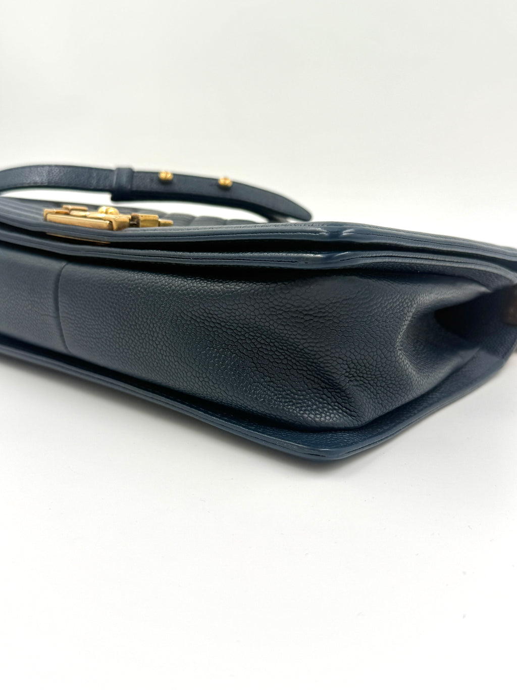 Pre-Owned Chanel Boy Bag New Medium Navy Caviar - Authenticated