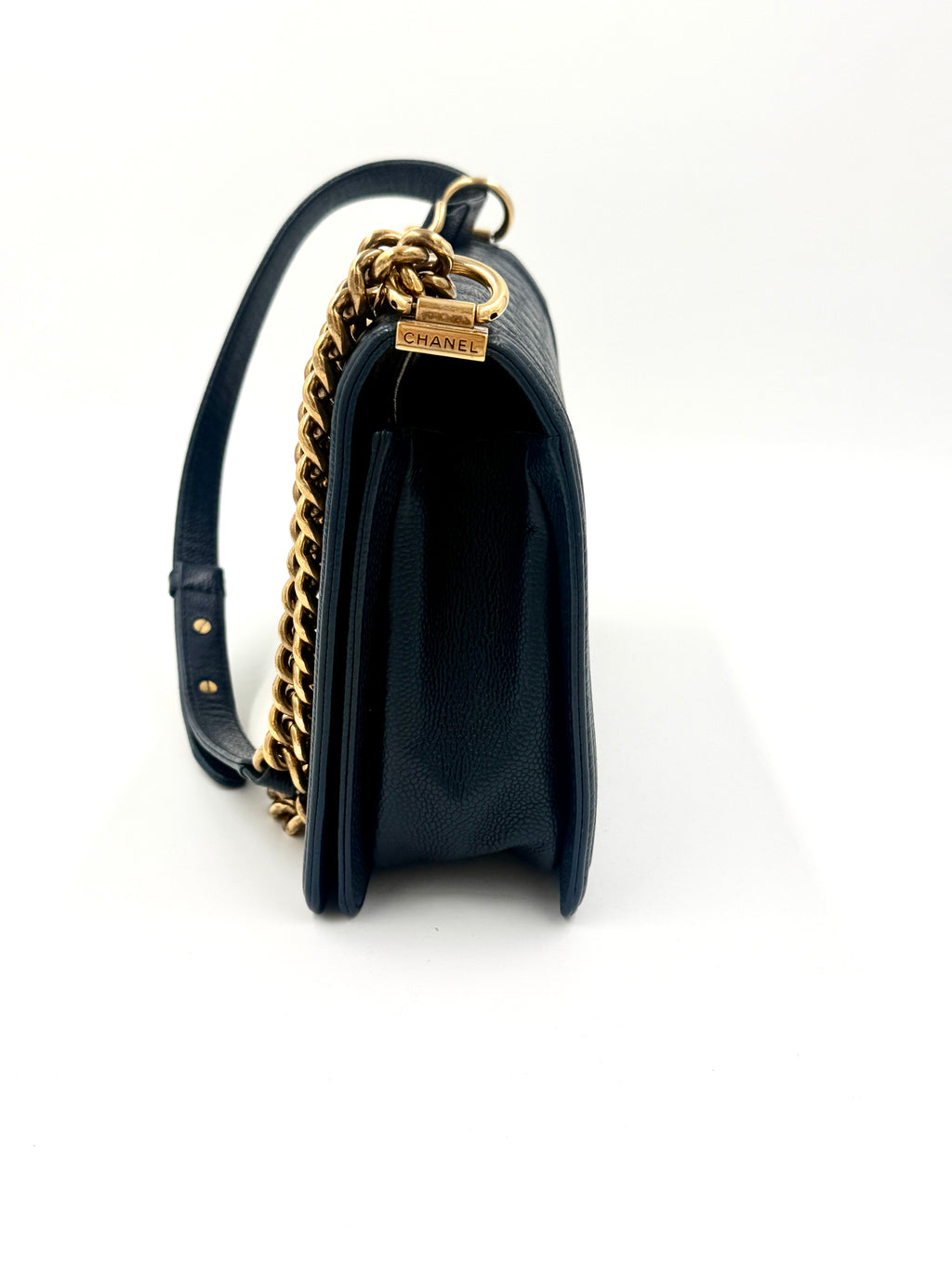 Pre-Owned Chanel Boy Bag New Medium Navy Caviar - Authenticated