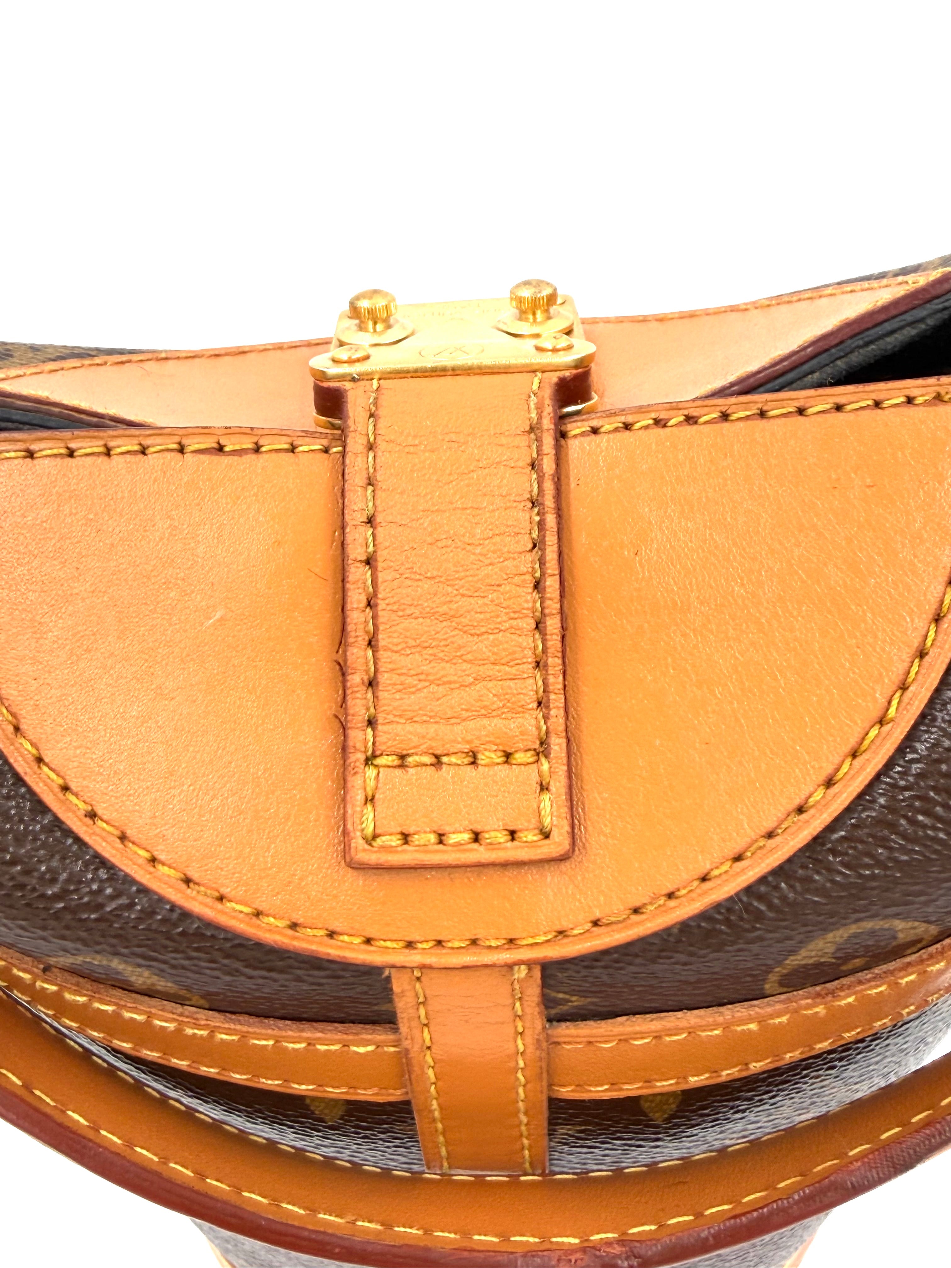 Pre-owned Louis Vuitton Coated Canvas & Calfskin Shoulder Bag Duffle Brown Monogram - Authenticated