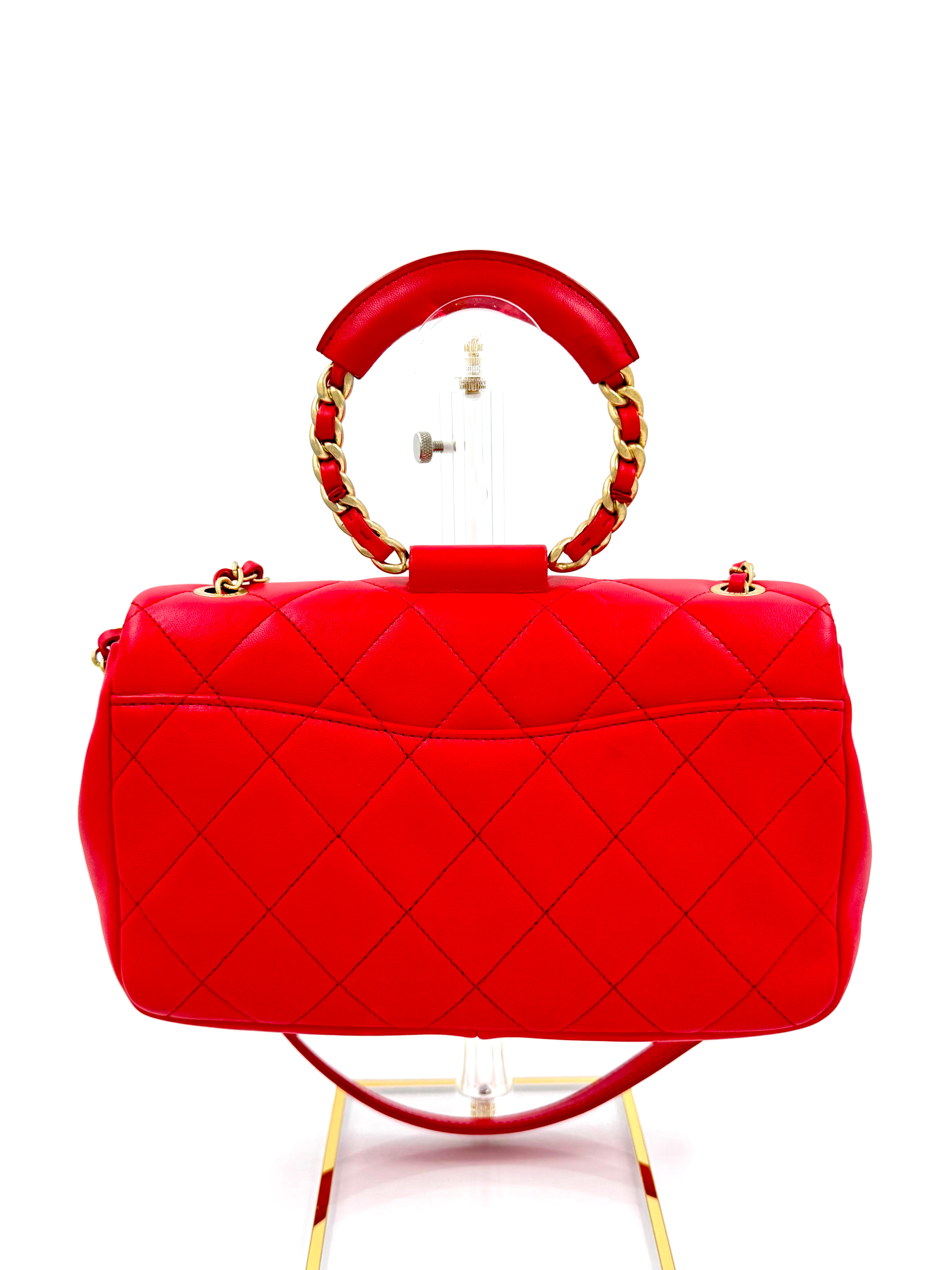 Pre-owned Chanel Medium In The Loop Red Quilted Lambskin Leather Flap - Authenticated