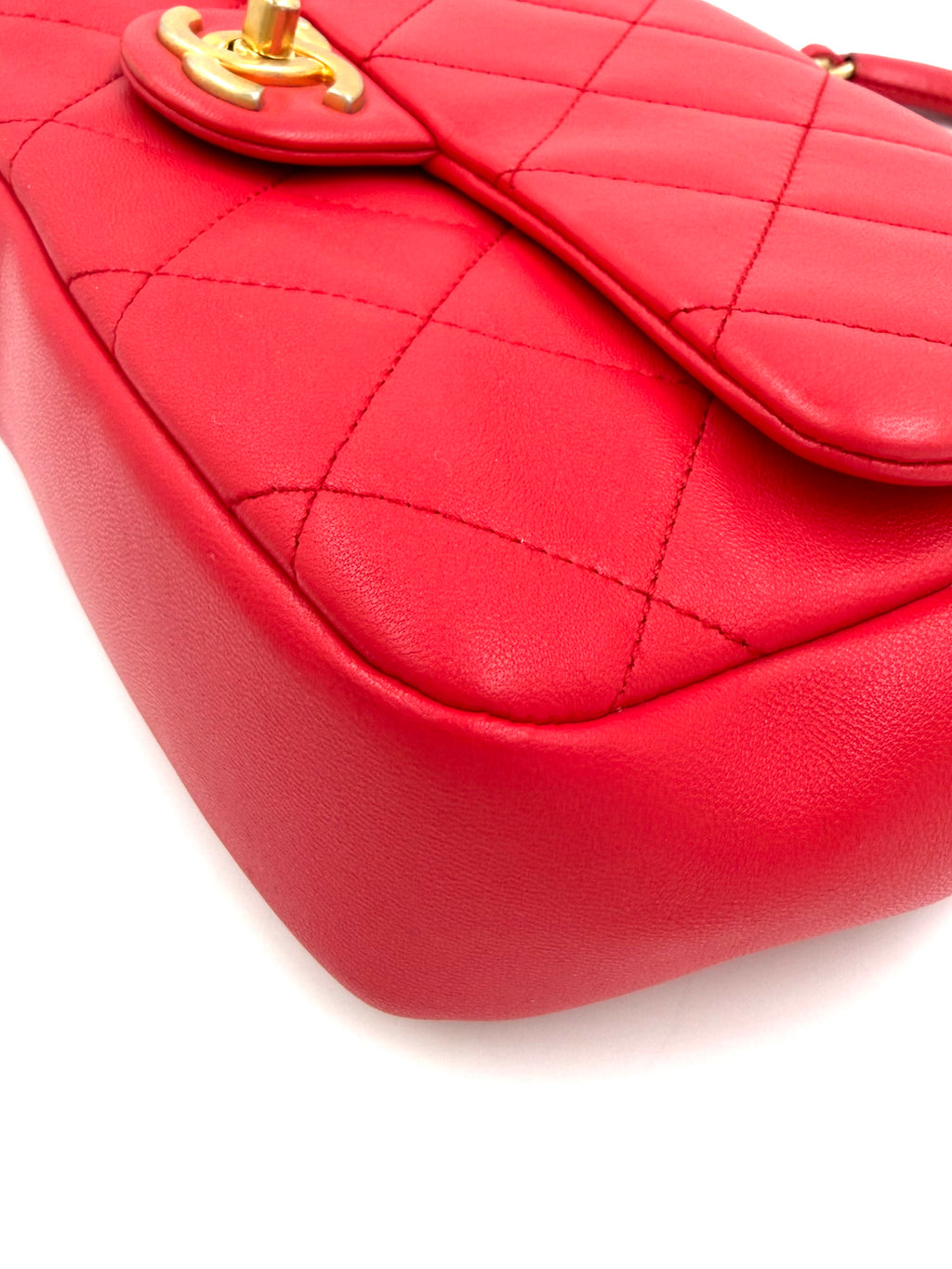 Pre-owned Chanel Medium In The Loop Red Quilted Lambskin Leather Flap - Authenticated