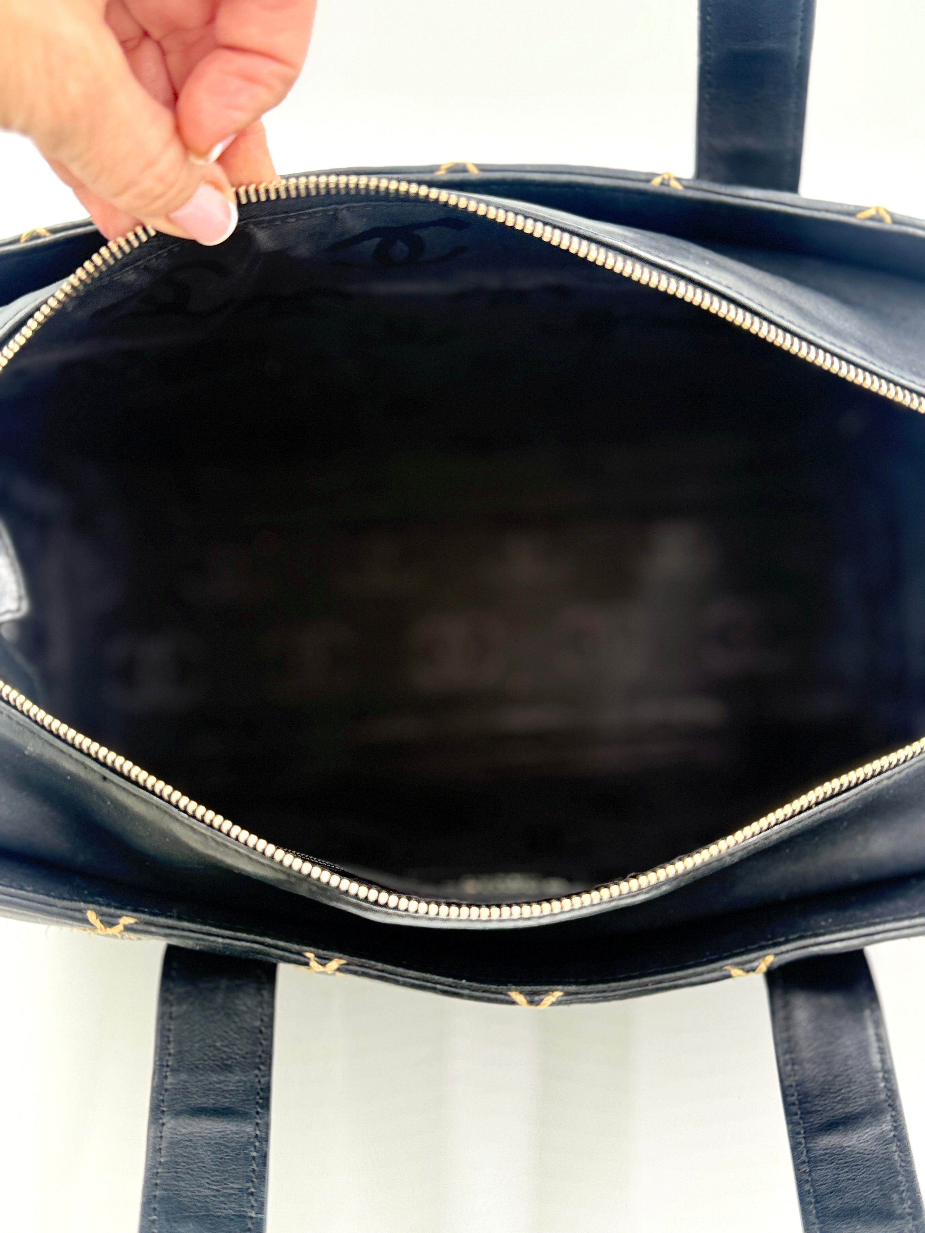 Pre-Owned Chanel Black Calfskin Wild Stitch Top Handle Bag - Authenticated
