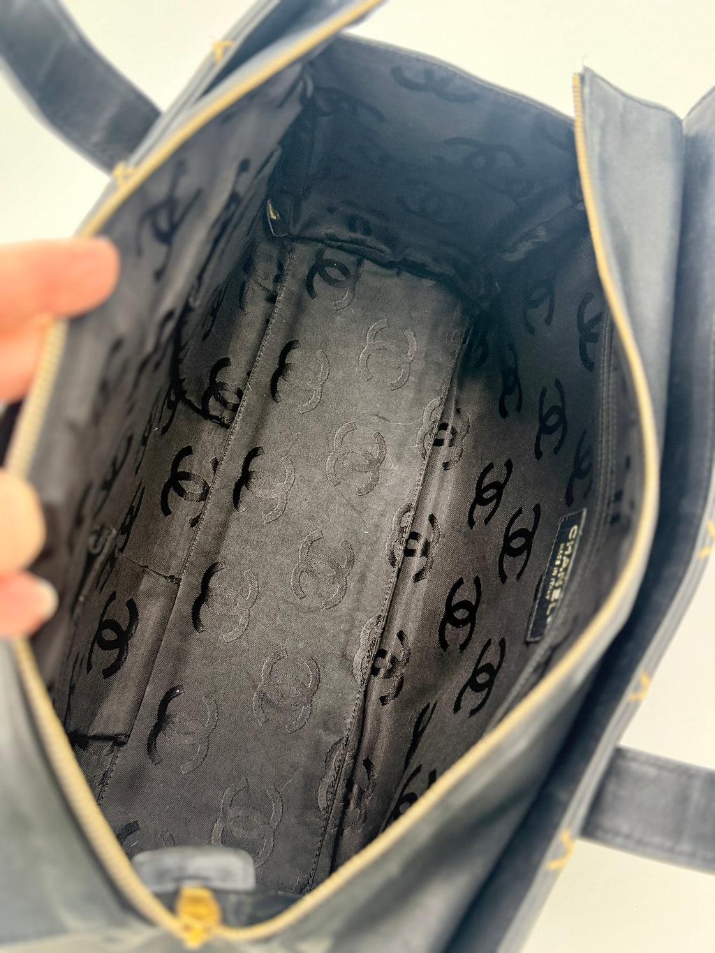 Pre-Owned Chanel Black Calfskin Wild Stitch Top Handle Bag - Authenticated