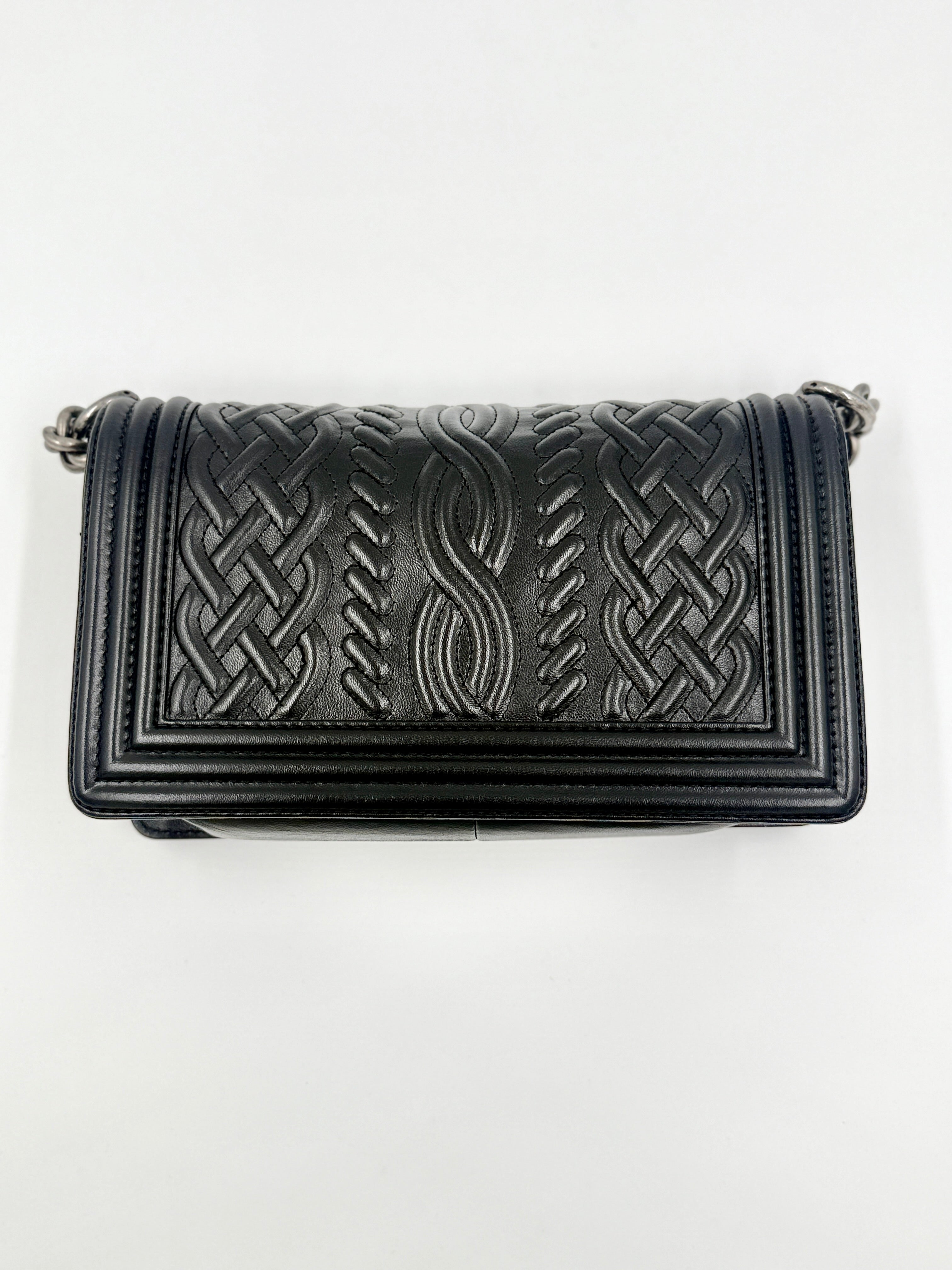 Pre-Owned Chanel Paris-Edinburgh Celtic Knot Black Boy Bag Black - Authenticated
